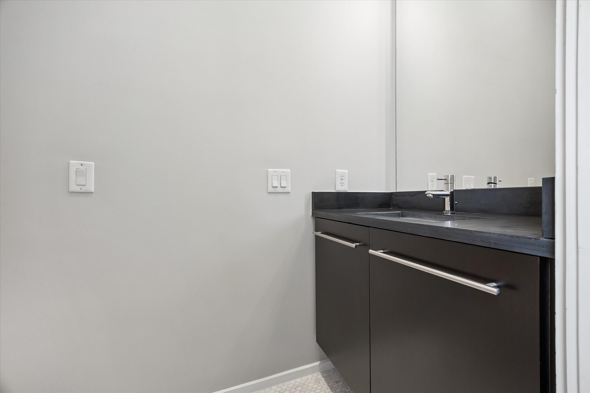 4309 Lillian Street Property Photo 25