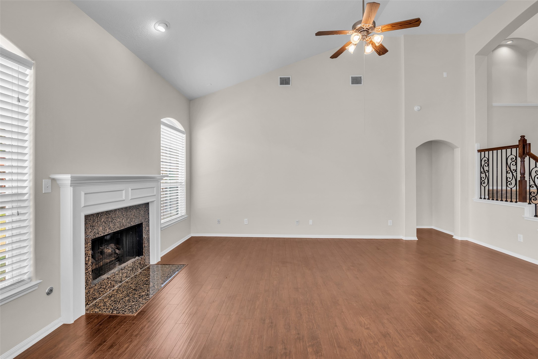 3219 Legends Mist Drive Property Photo 10