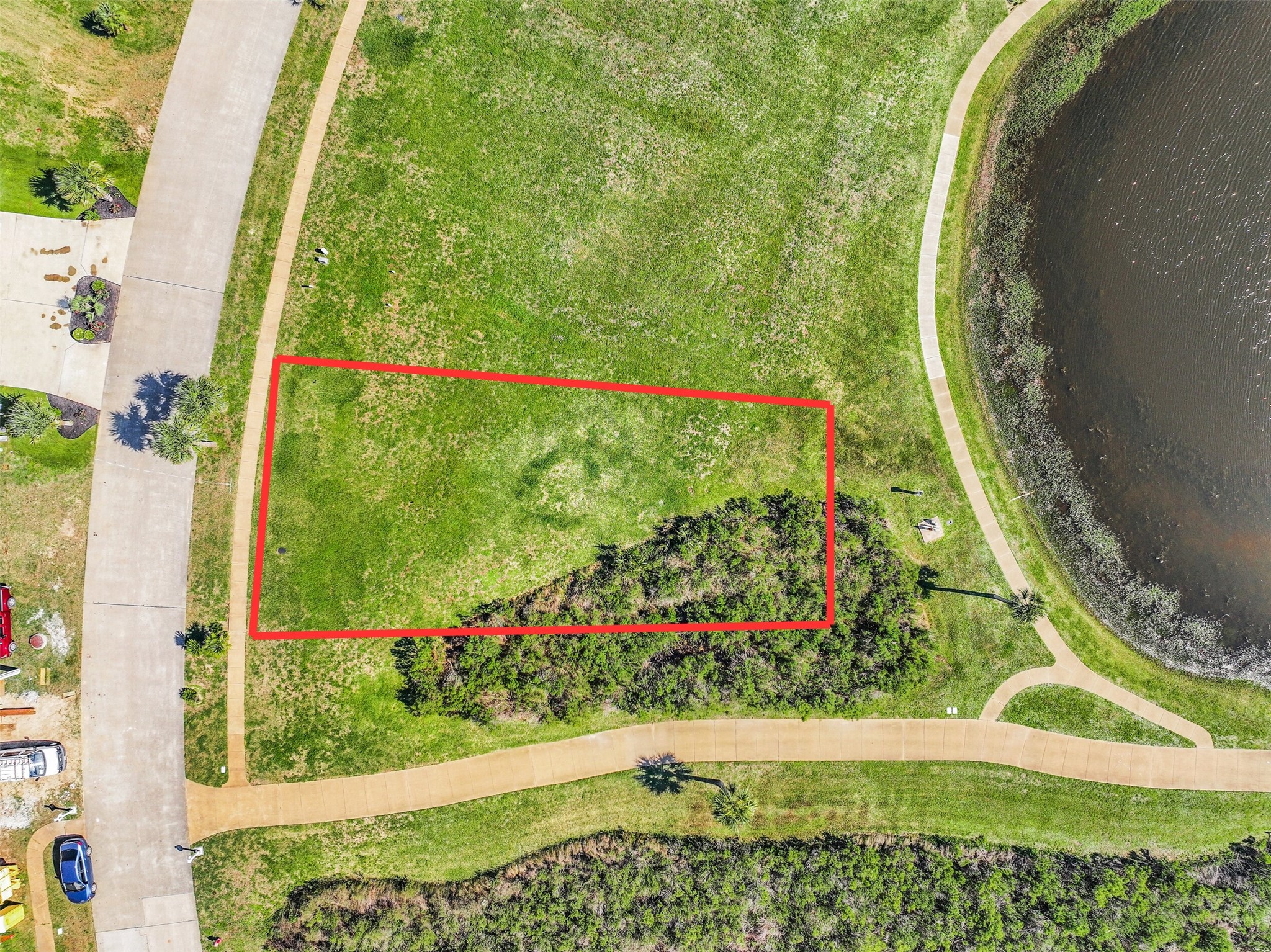 26627 Bay Water Drive Property Photo 2
