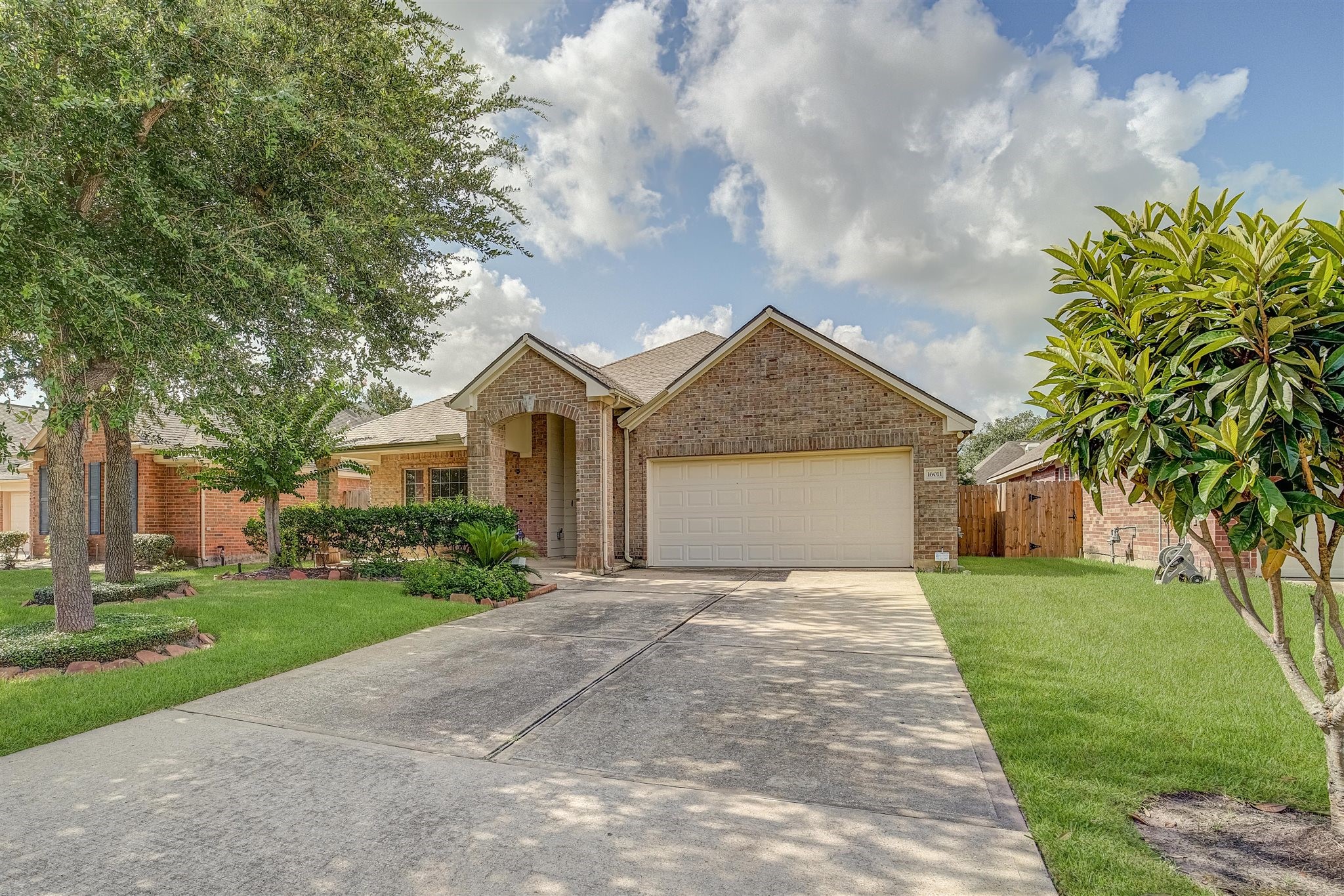 16011 Belleshire Glen Lane Property Photo 33
