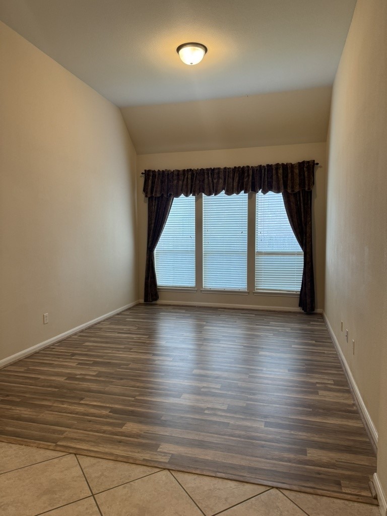 5551 Linden Rose Ln Lane Property Photo 2