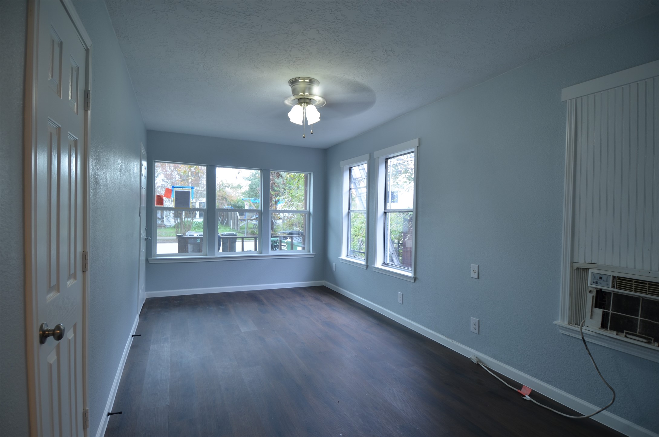 103 Cosmos Street 2 Property Photo 3