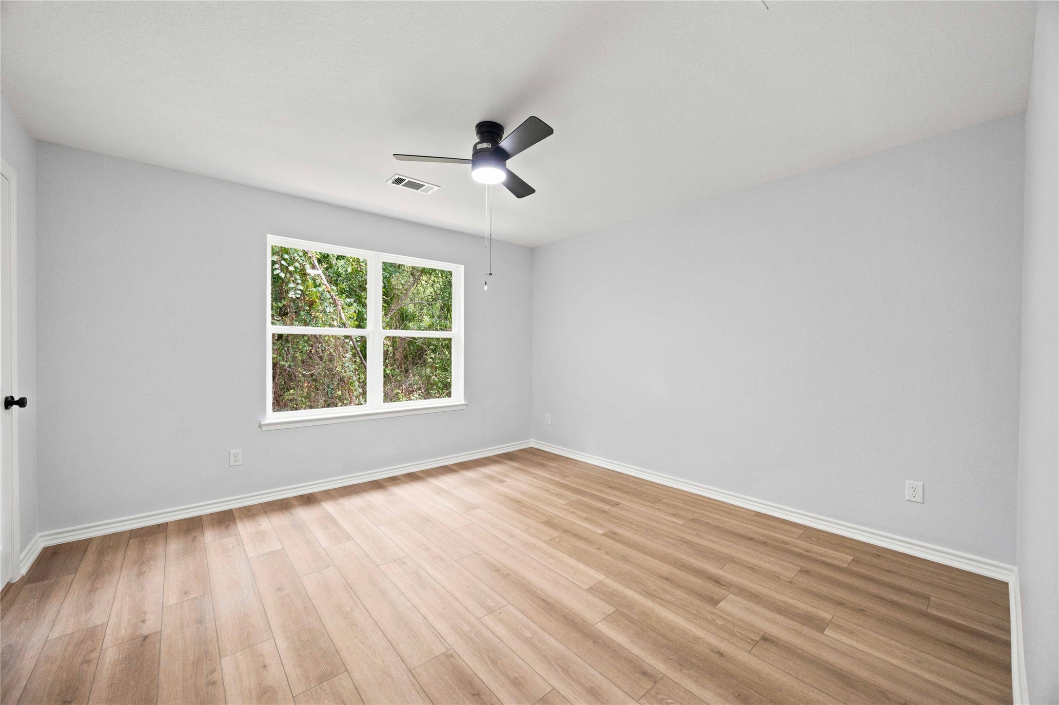 2024 Hampton Street B Property Photo 11
