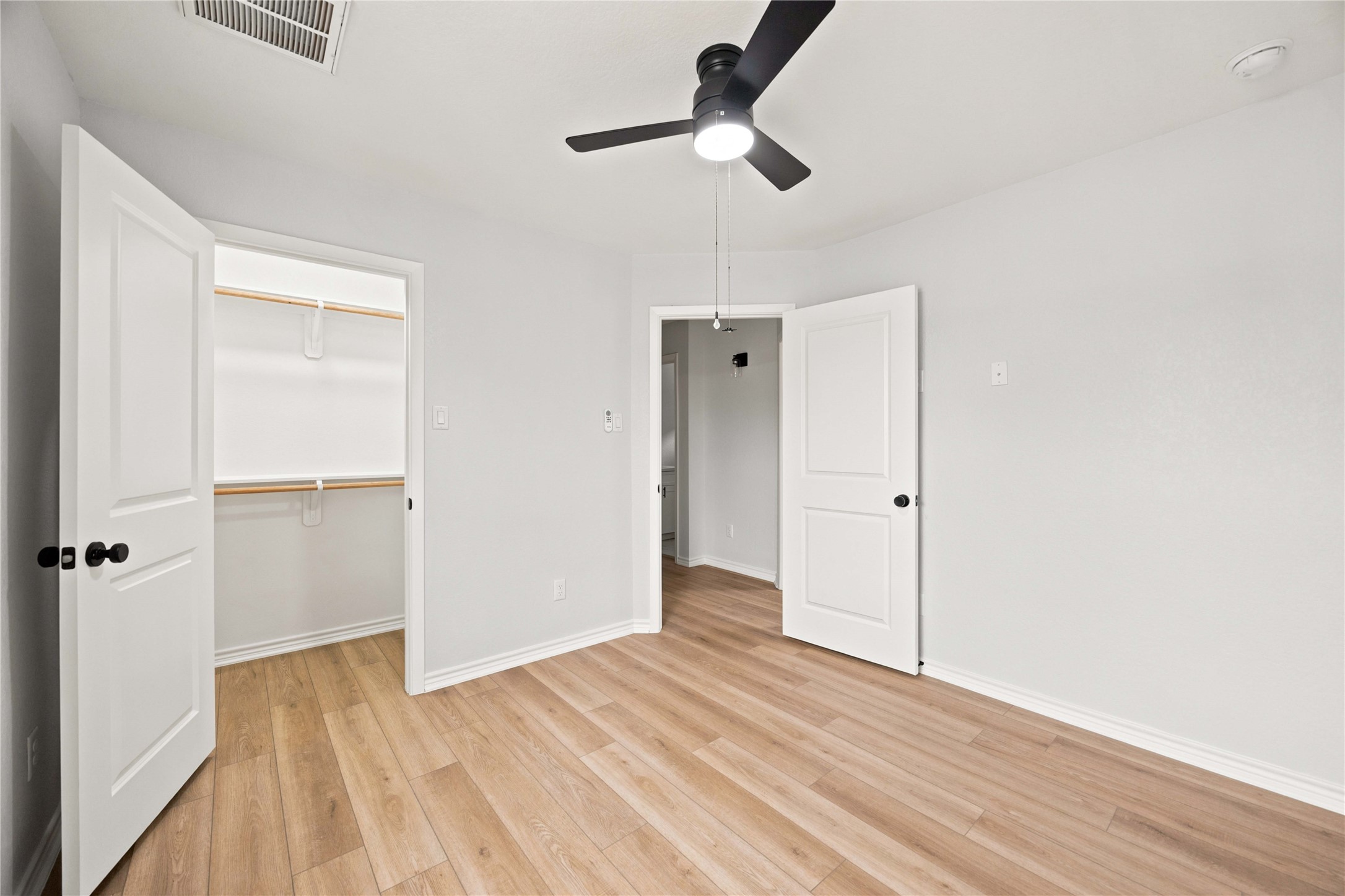 2024 Hampton Street B Property Photo 19