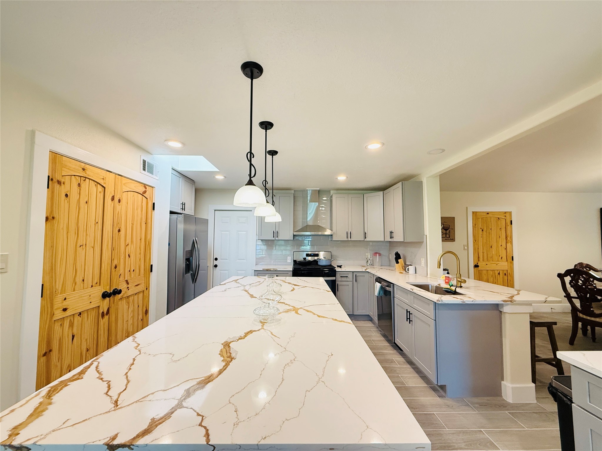 3936 Wagon Road Property Photo 3