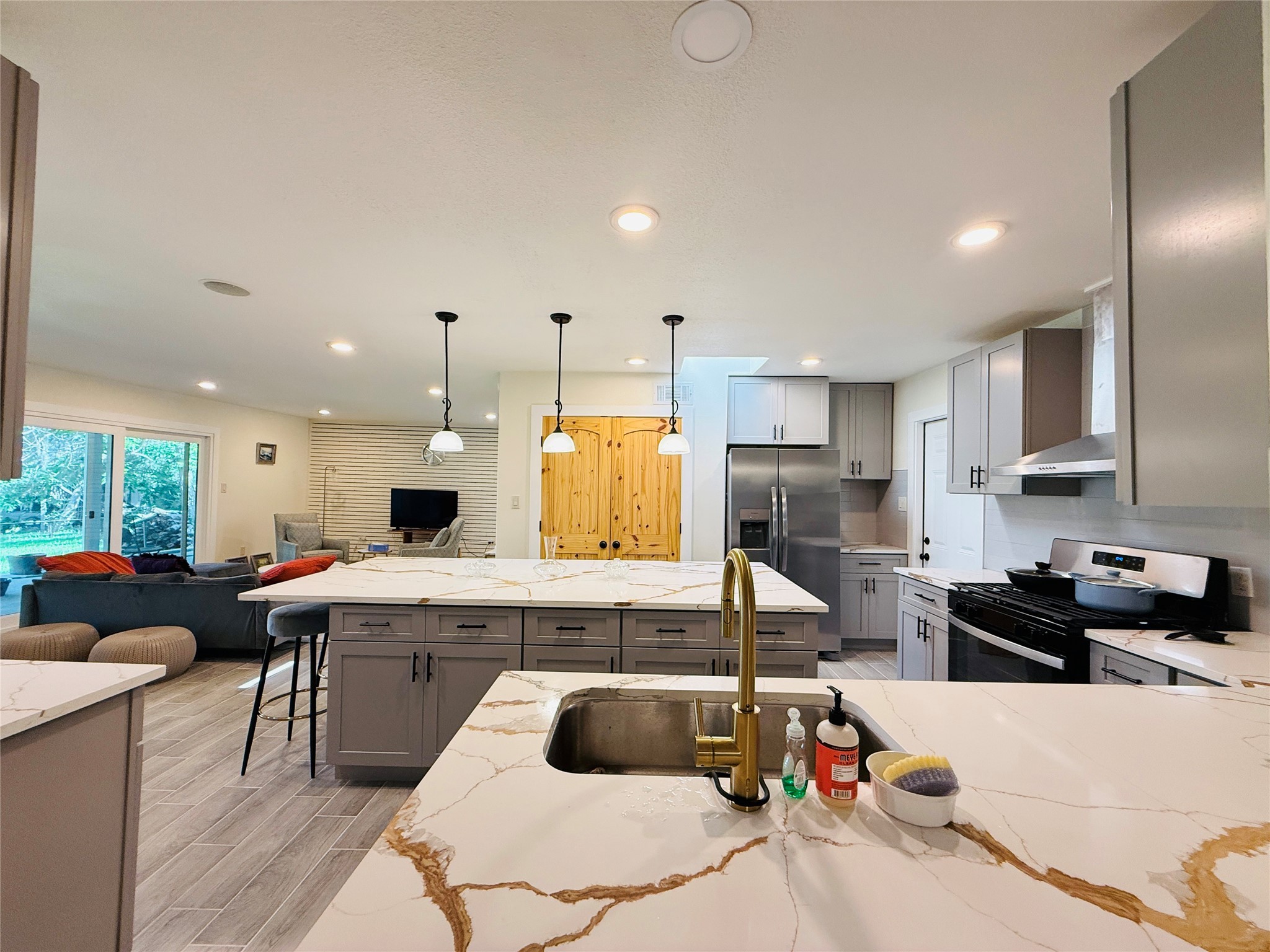 3936 Wagon Road Property Photo 5
