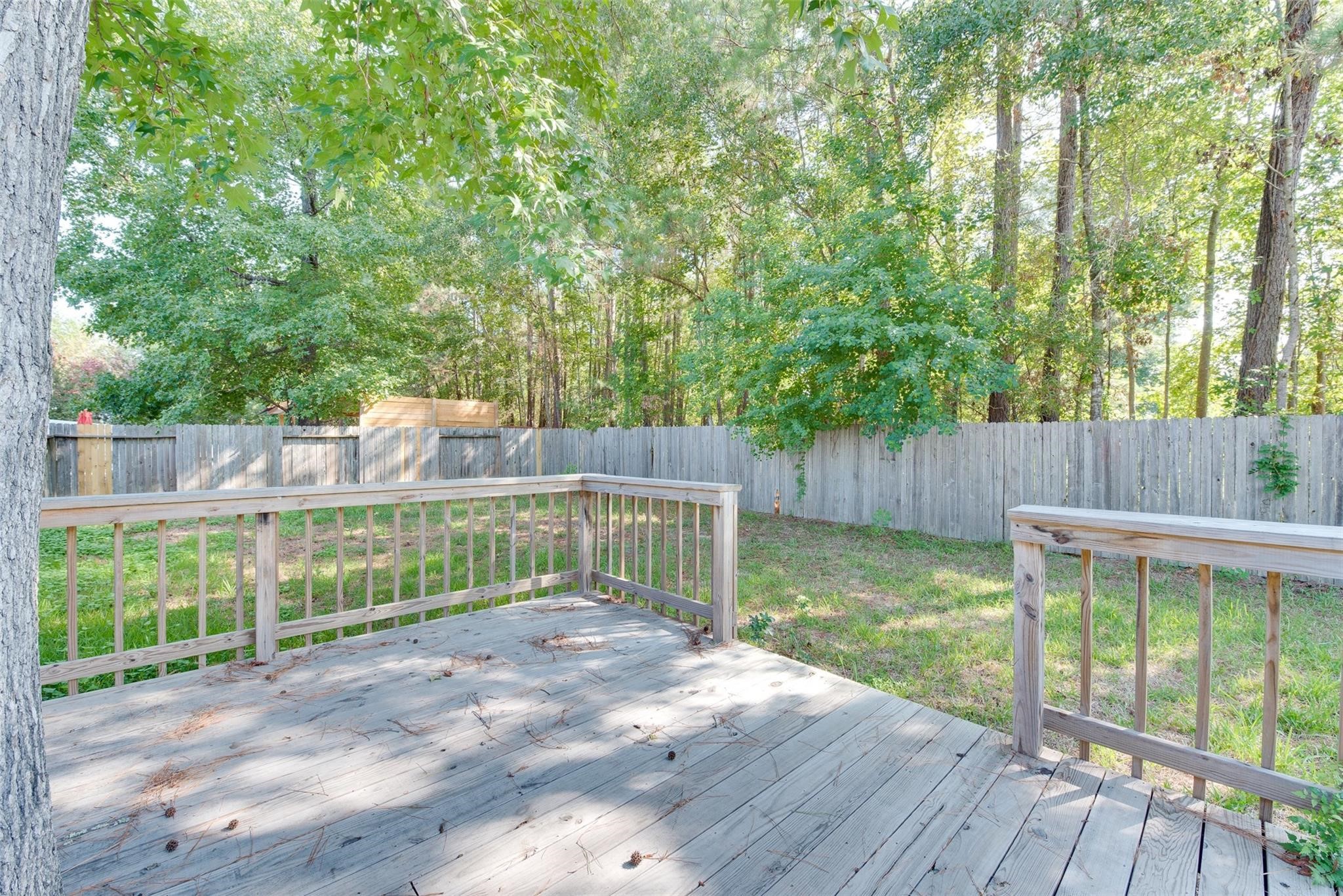 17 Pine Way Property Photo 16