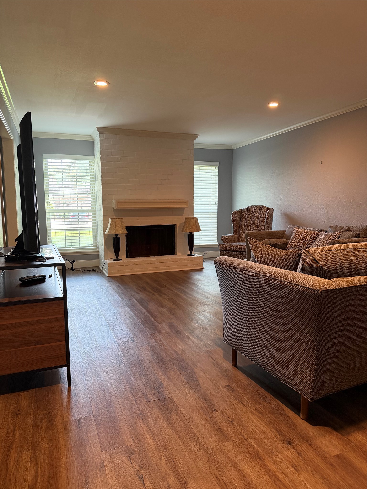 40 River Creek Way Property Photo 4