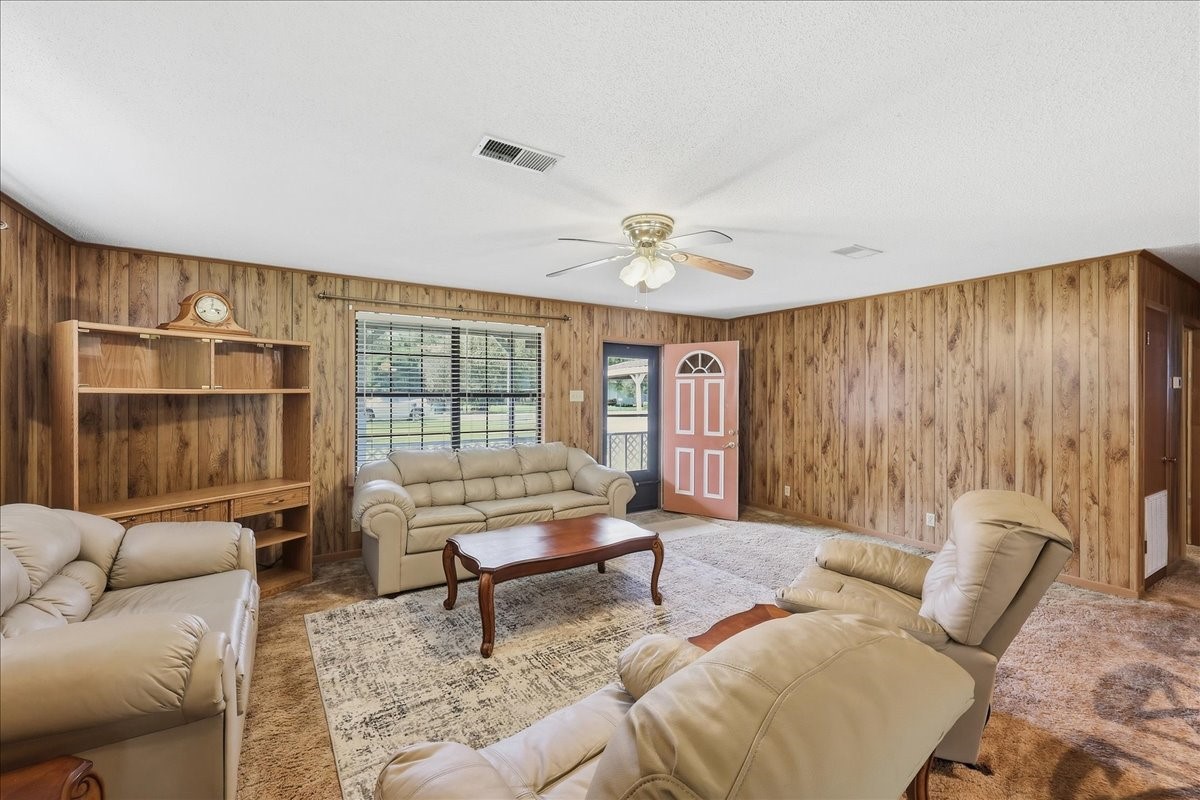 6354 Flint Avenue Property Photo 7