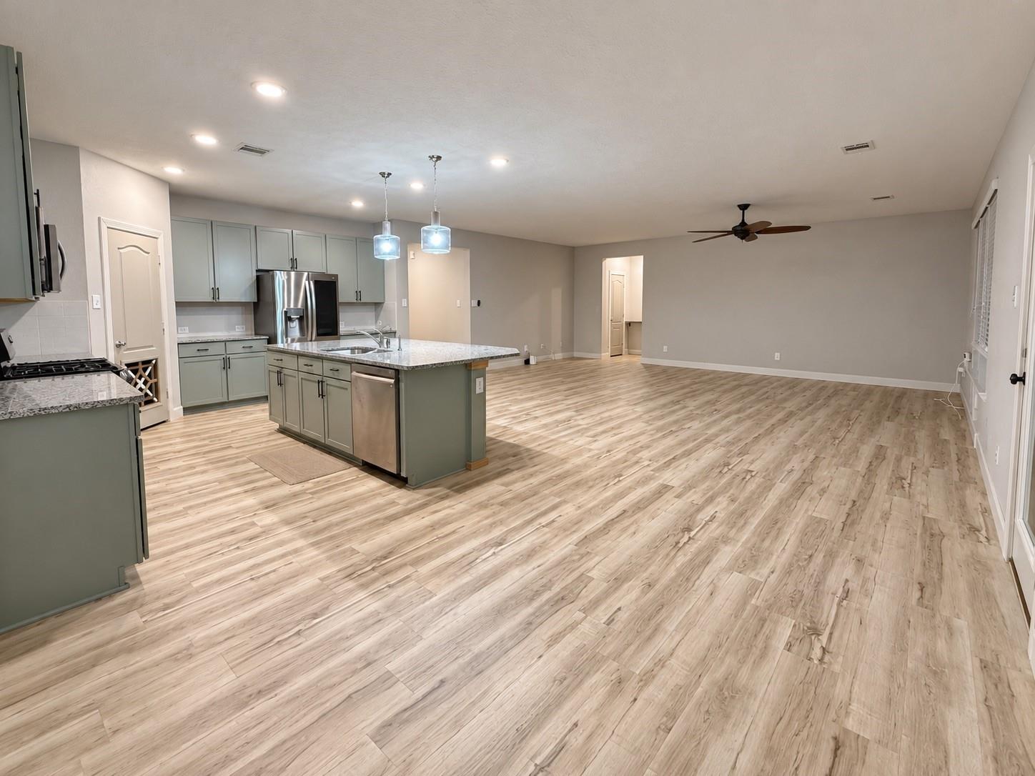 3502 Pentland Downs Street, Pearland Tx 77584 Property Photo 6