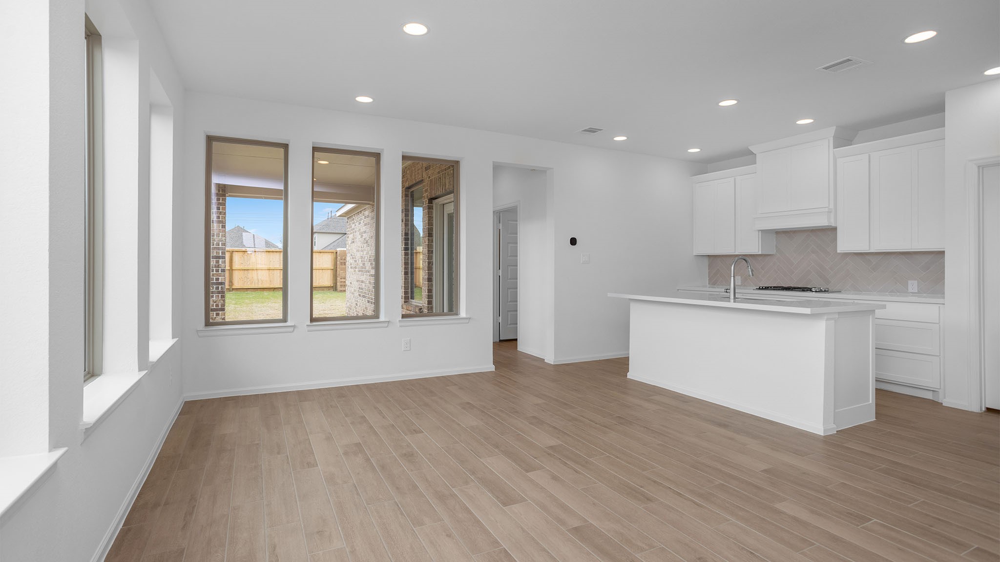 10730 Aquila Star Drive Property Photo 5