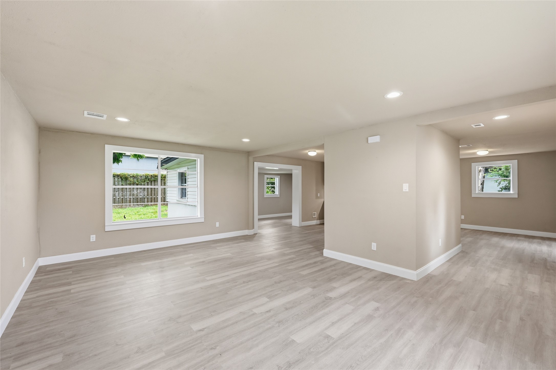 3930 Hartel Street Property Photo 5