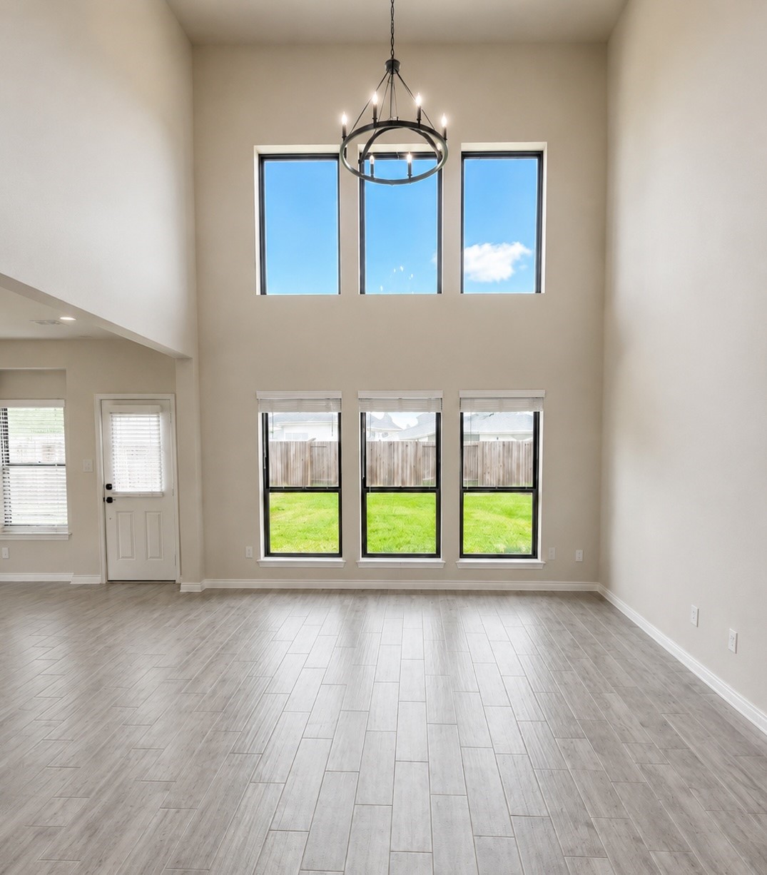 40575 Goldeneye Place Property Photo 3