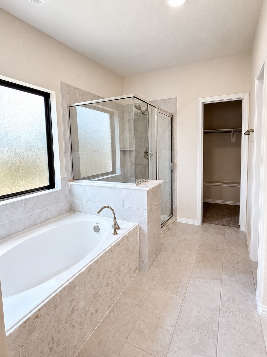 40575 Goldeneye Place Property Photo 8