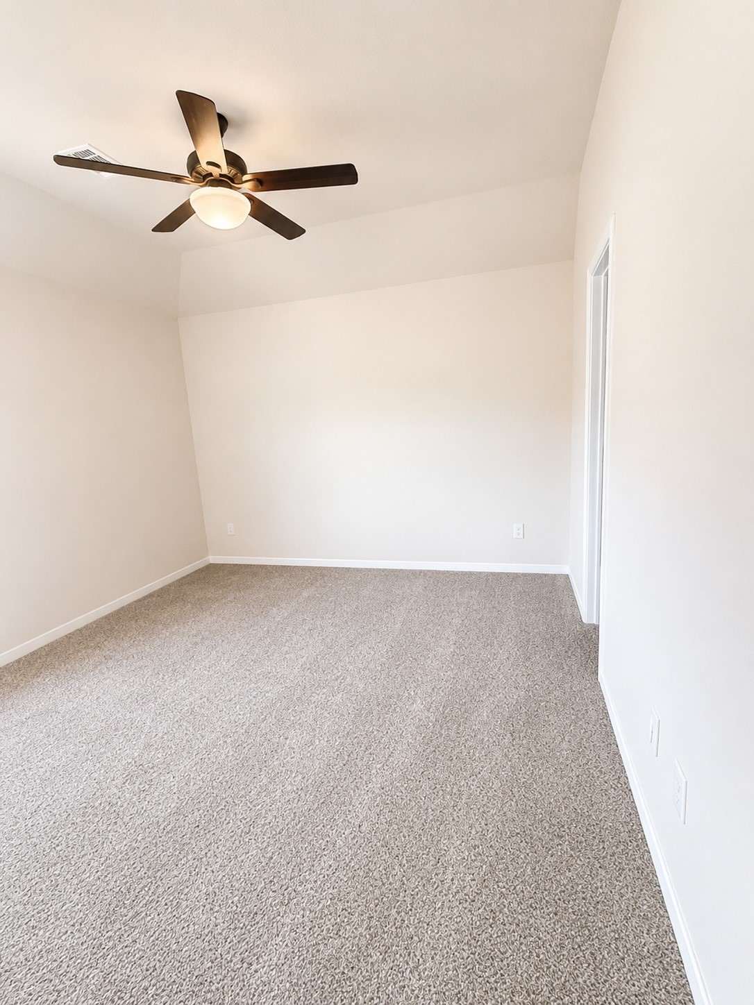 40575 Goldeneye Place Property Photo 13