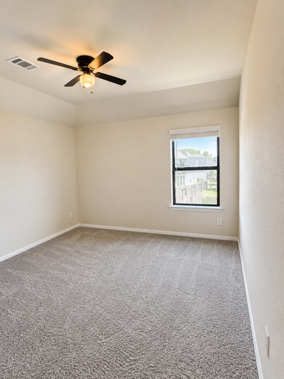 40575 Goldeneye Place Property Photo 15