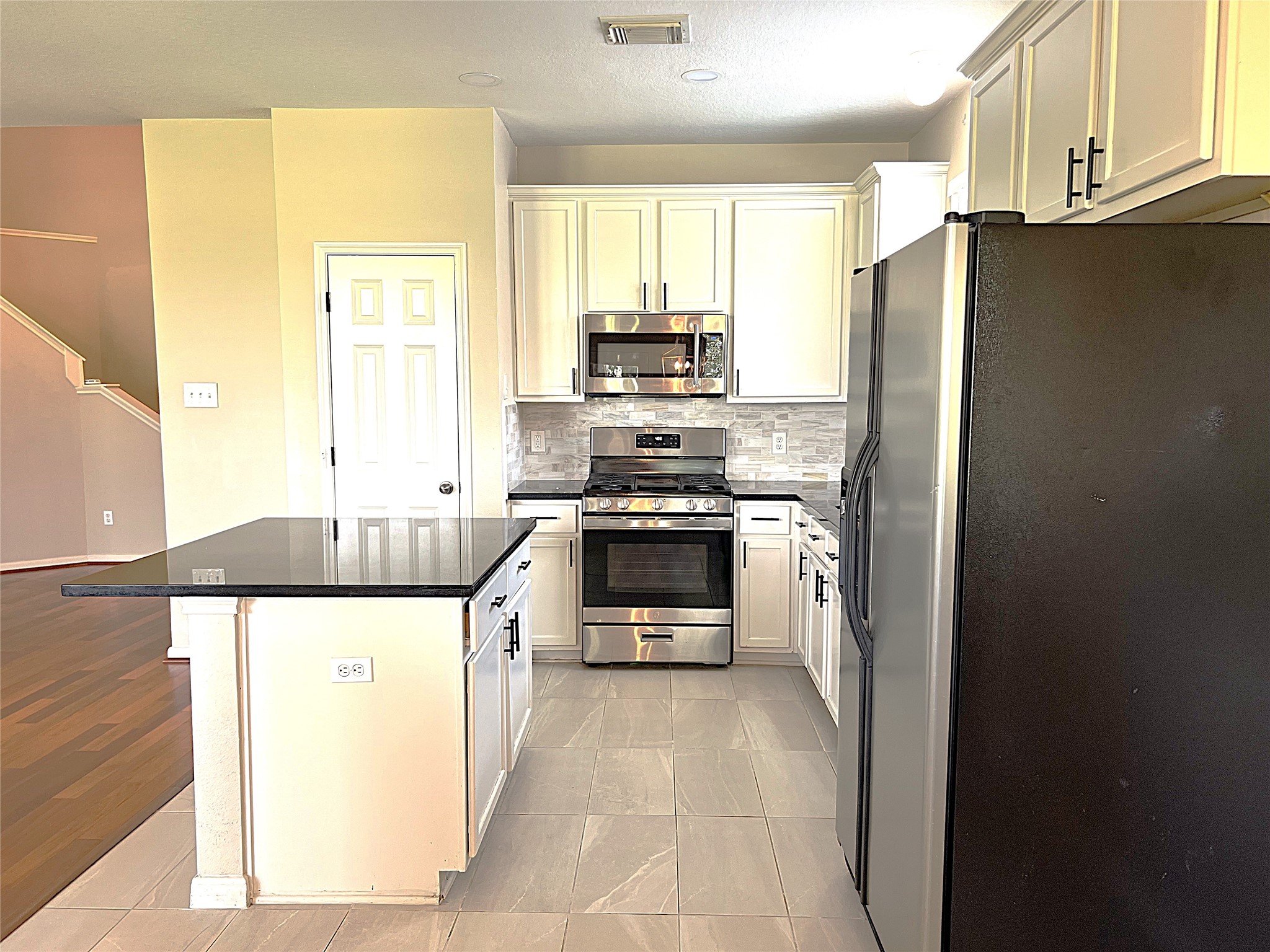 10634 Lyndon Meadows Drive Property Photo 10