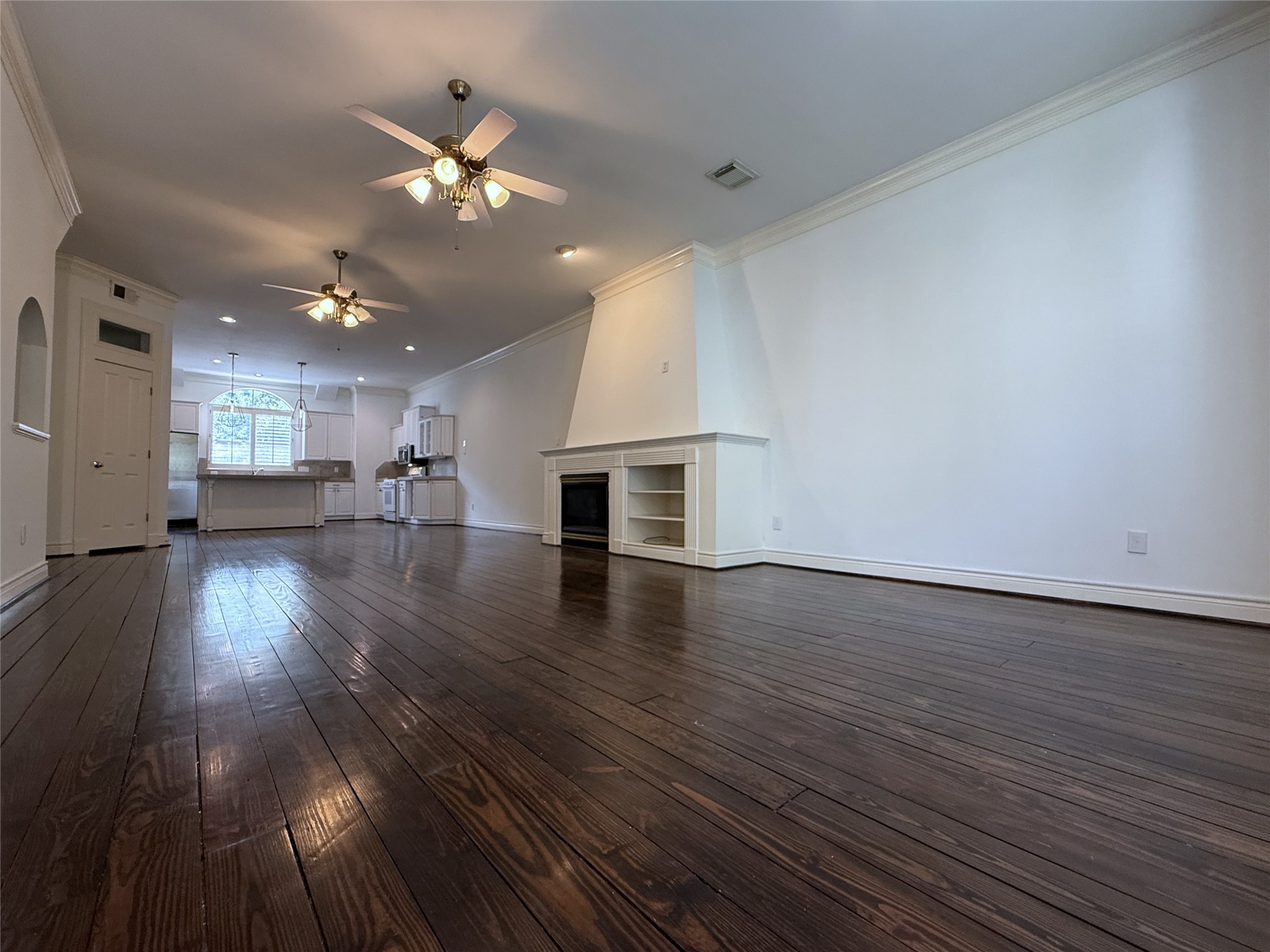118 Detering Street Property Photo 3