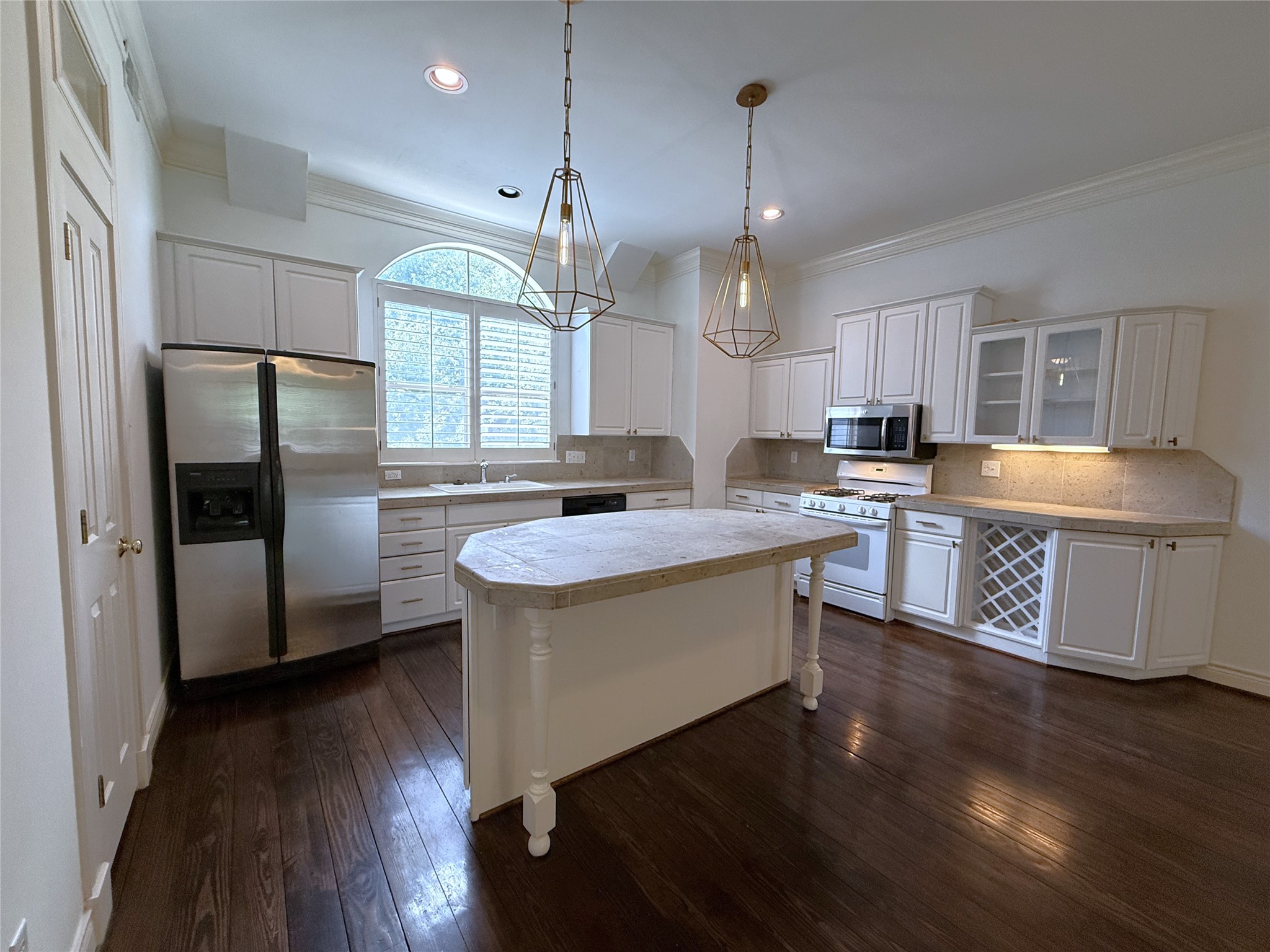118 Detering Street Property Photo 7