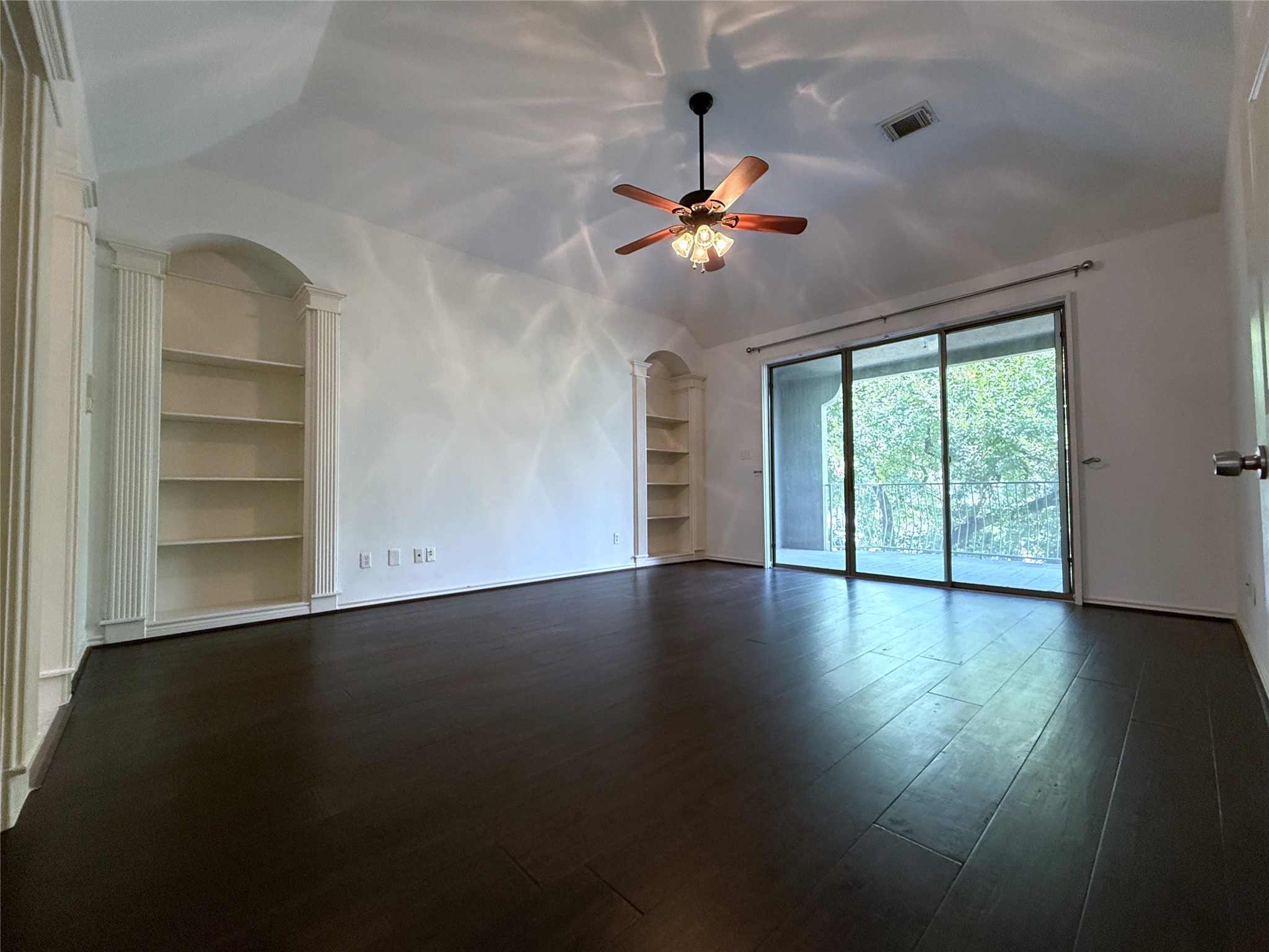 118 Detering Street Property Photo 11