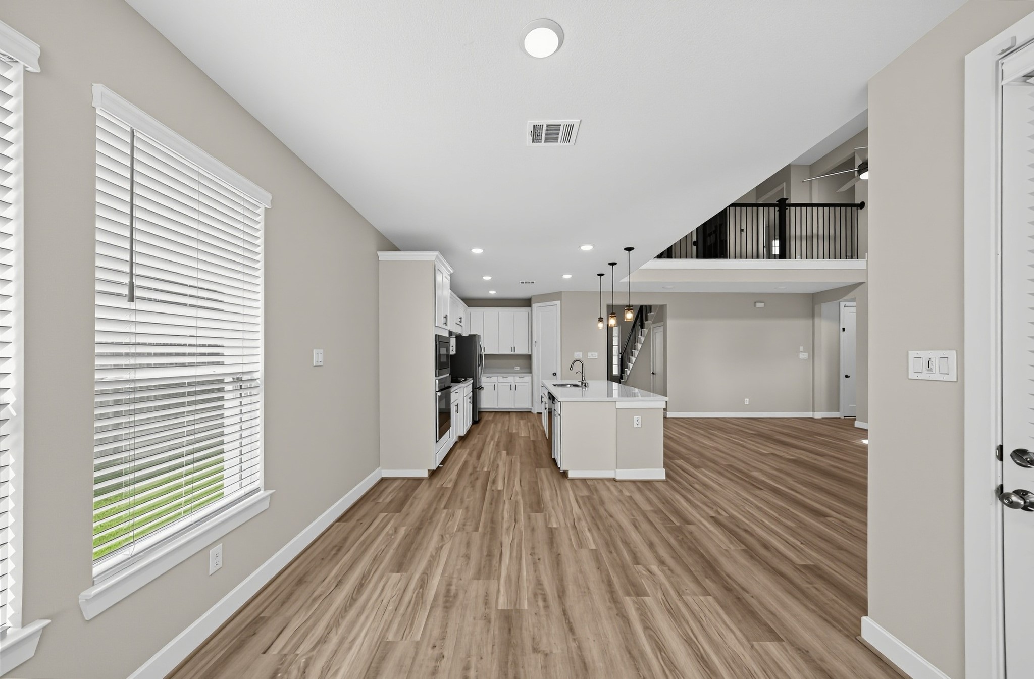7206 Crossvine Manor Trail Property Photo 11