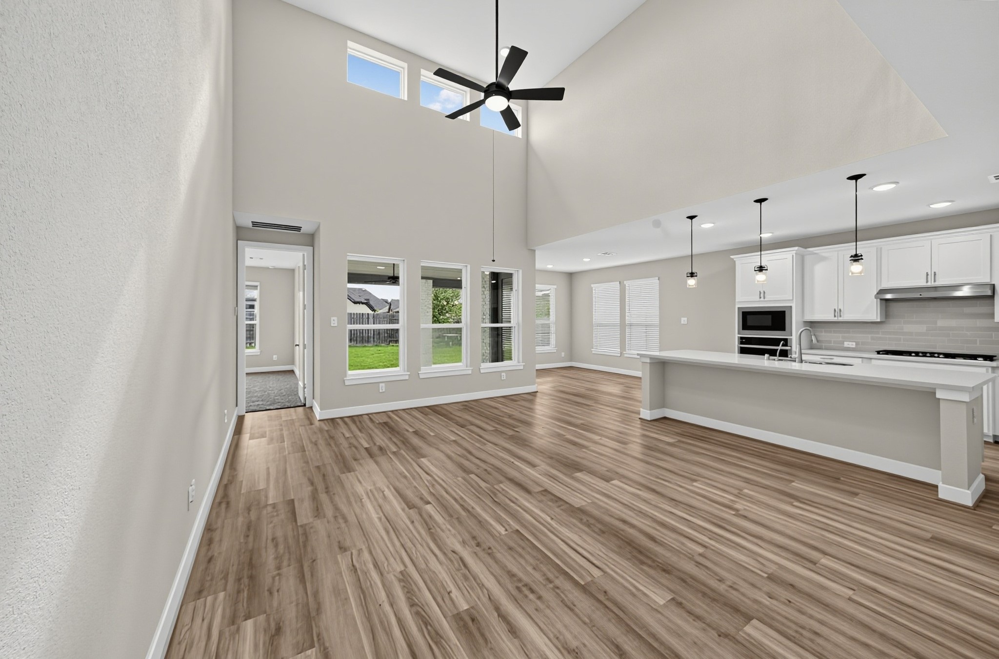 7206 Crossvine Manor Trail Property Photo 13