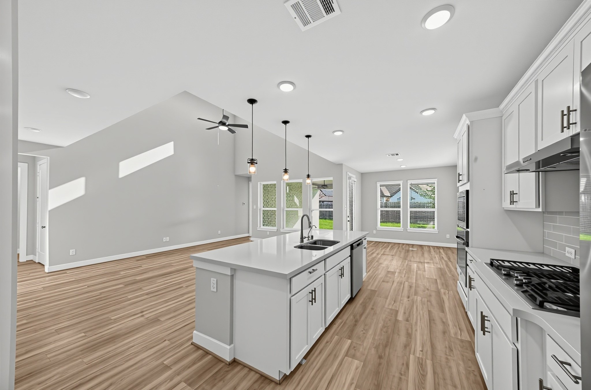 7206 Crossvine Manor Trail Property Photo 19