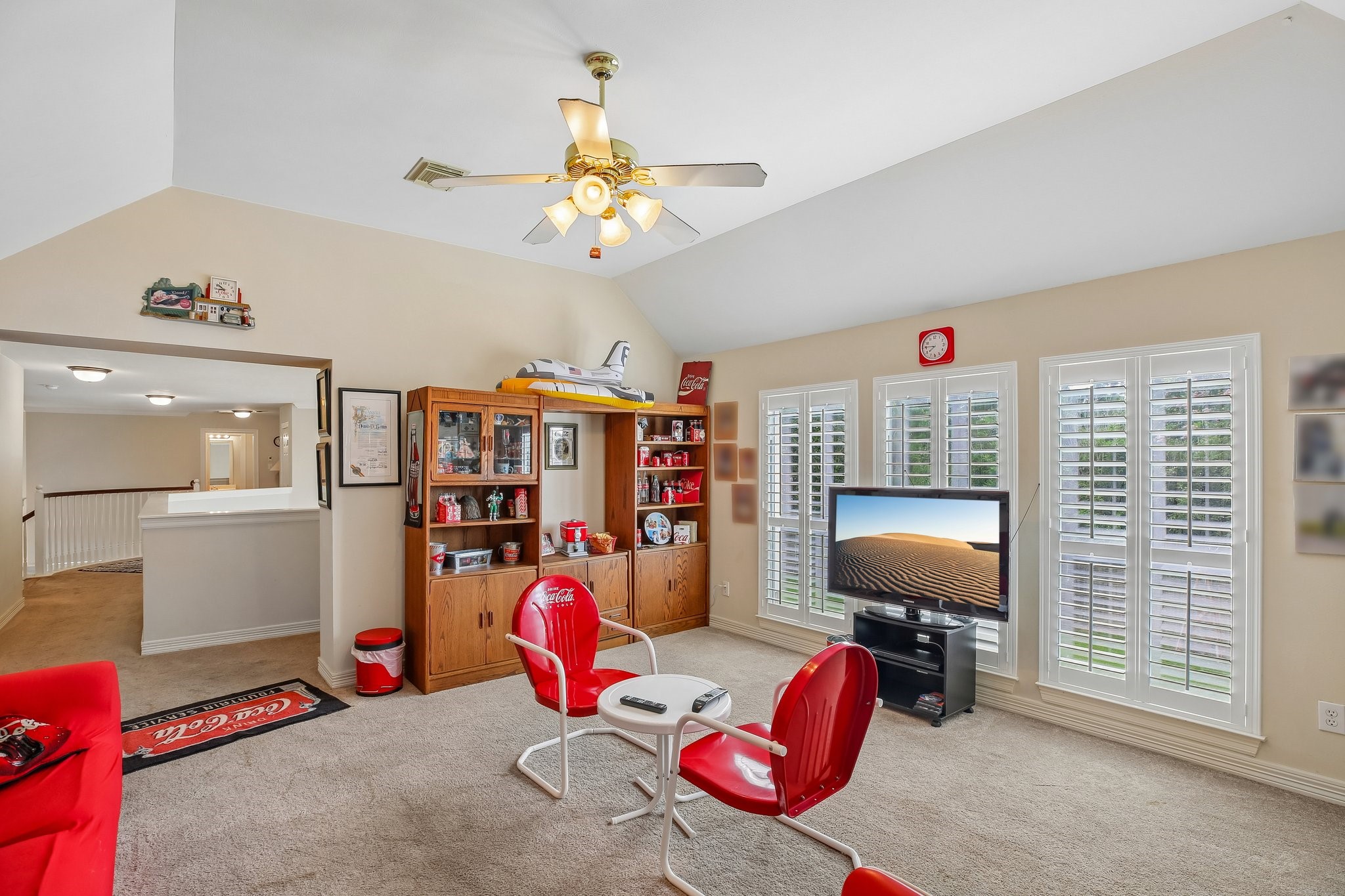 2908 Park Bend Drive Property Photo 4