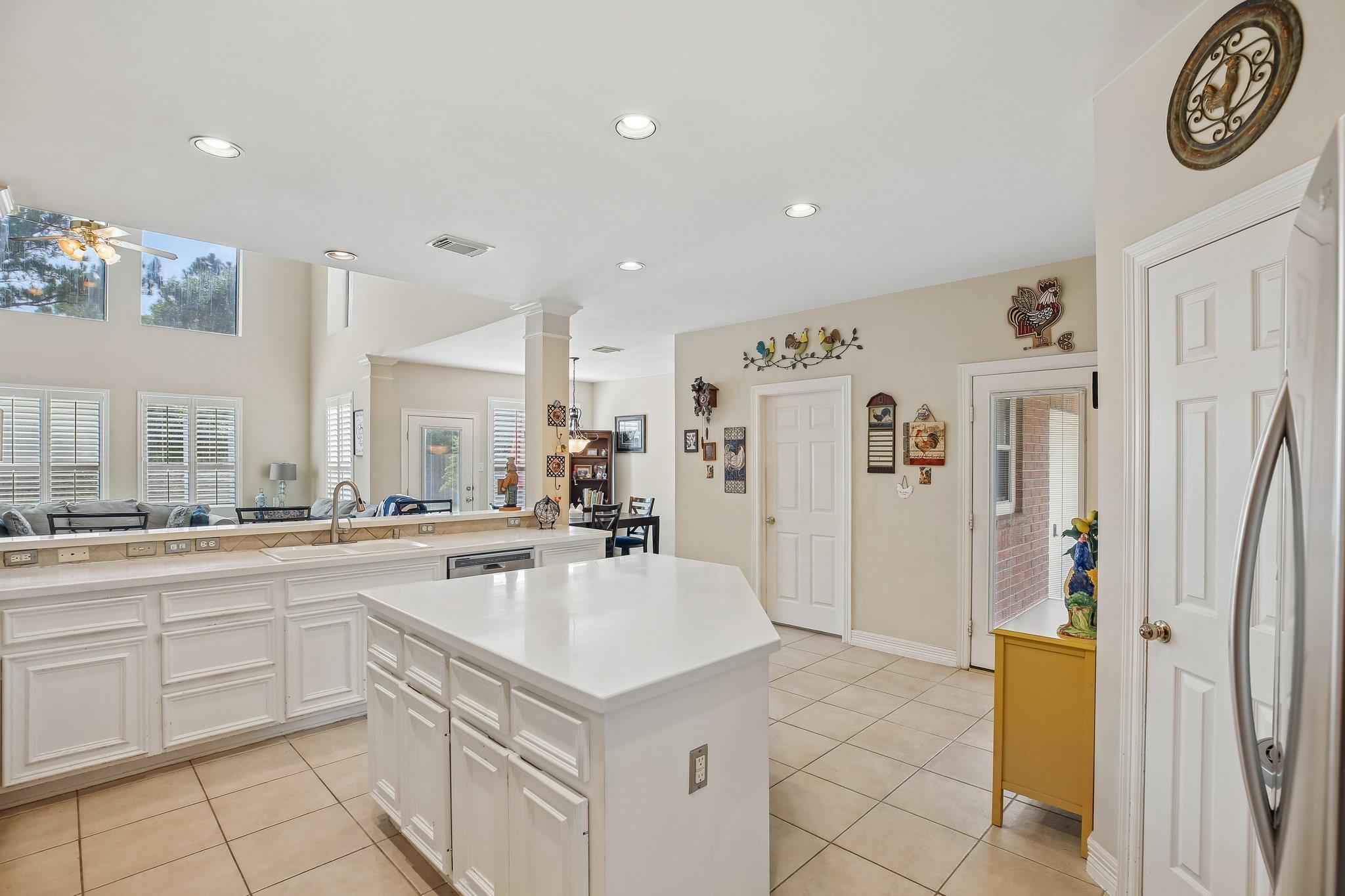 2908 Park Bend Drive Property Photo 10