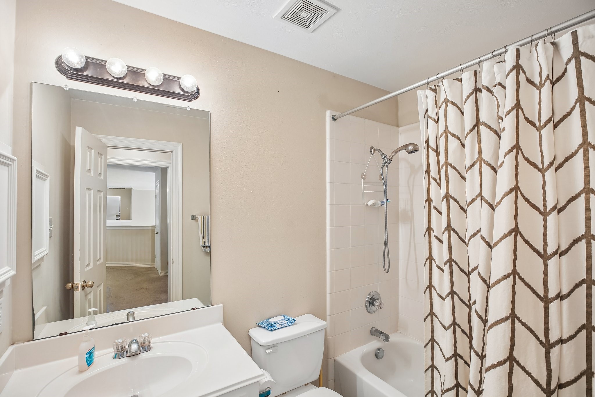 2908 Park Bend Drive Property Photo 26