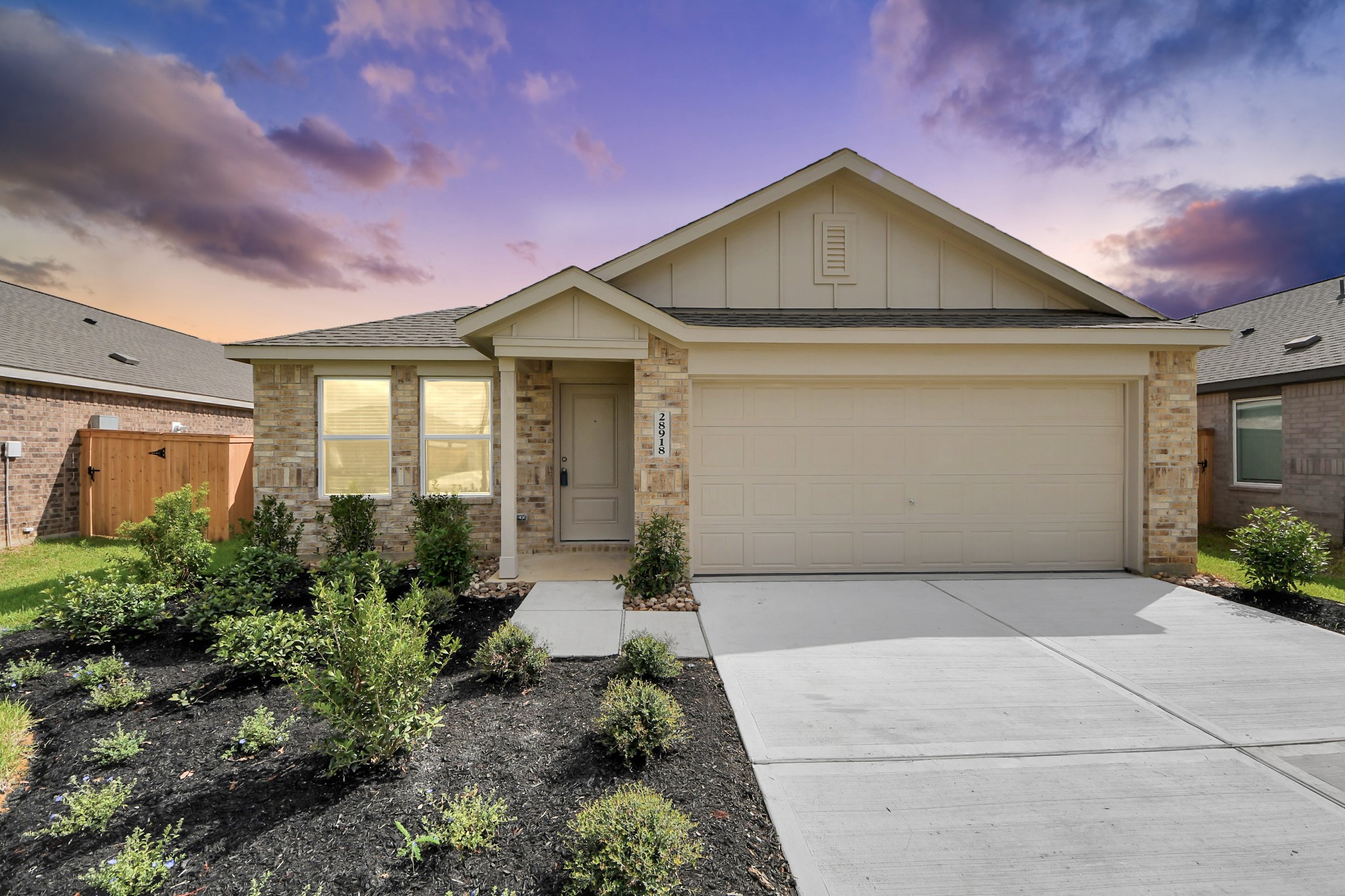 28918 Bison Haven Drive Property Photo 1