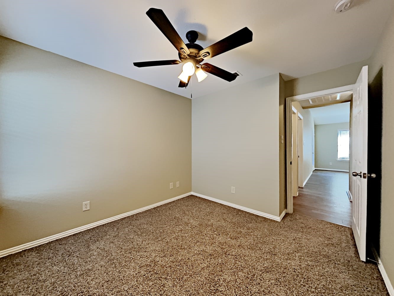 2308 Arrowhead Dr Property Photo 11