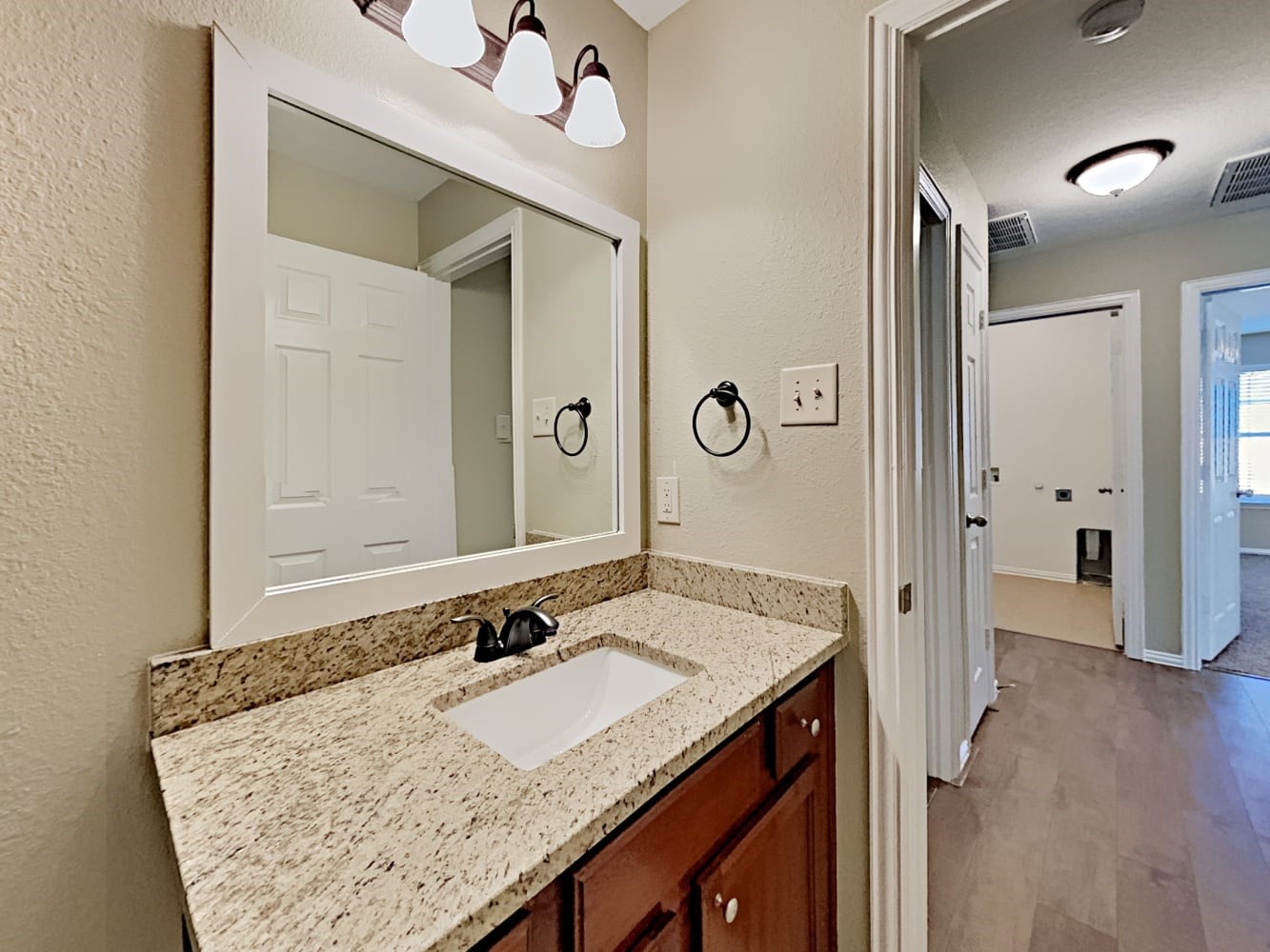 2308 Arrowhead Dr Property Photo 13