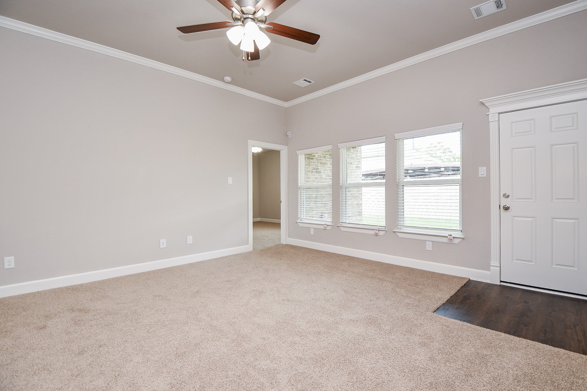 6710 Utah Street Property Photo 15