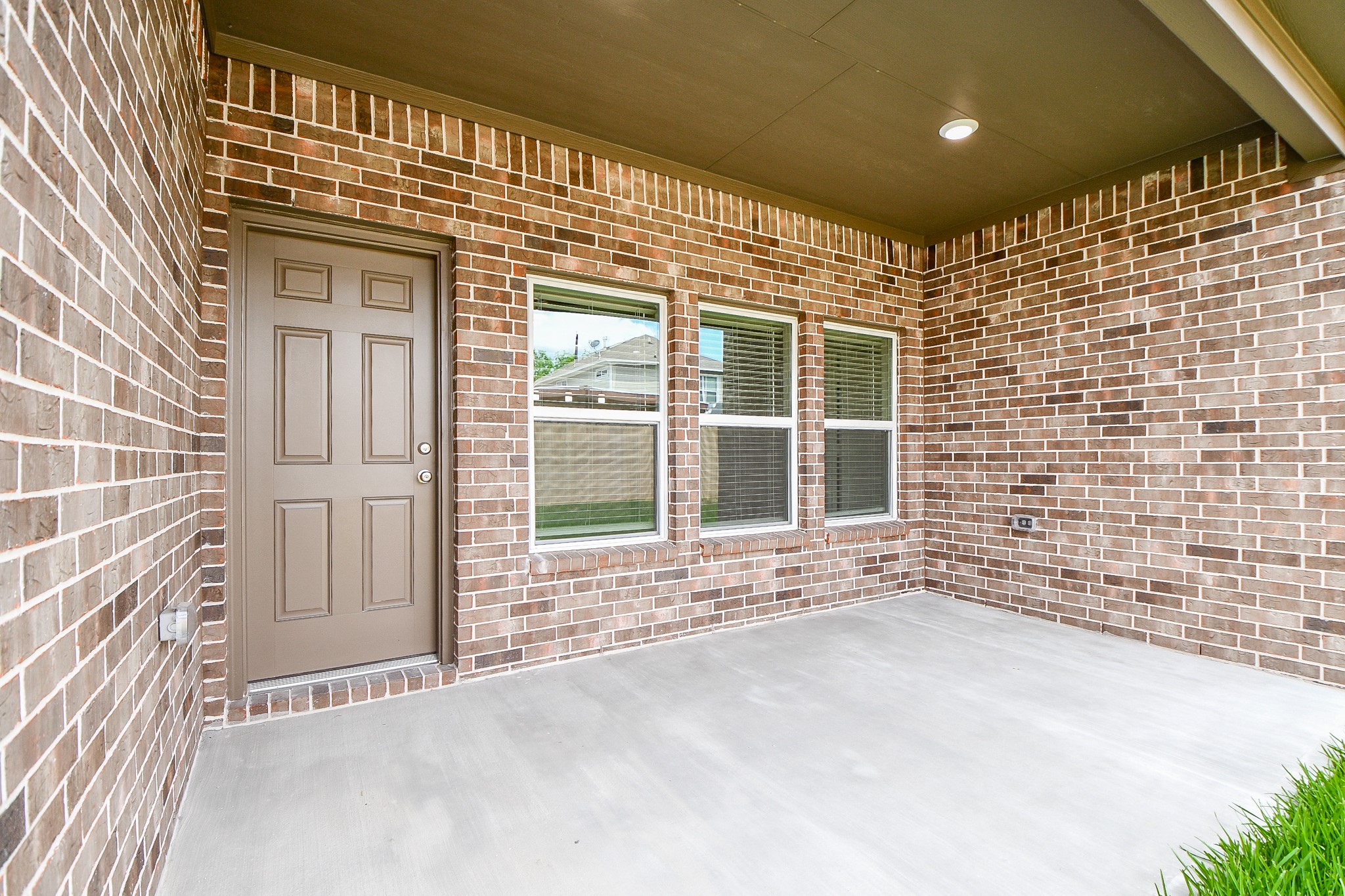 6710 Utah Street Property Photo 28