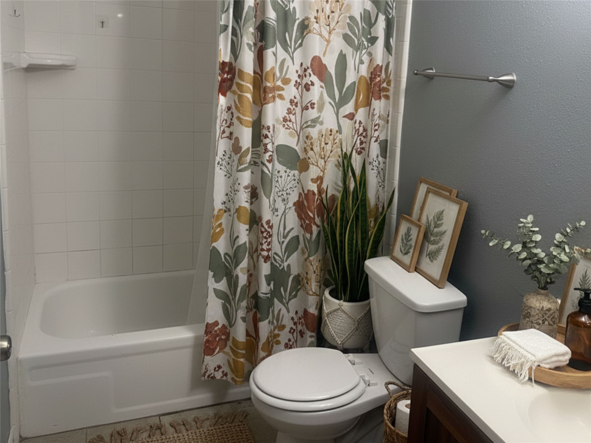 7400 Bellerive Drive 310 Property Photo 5