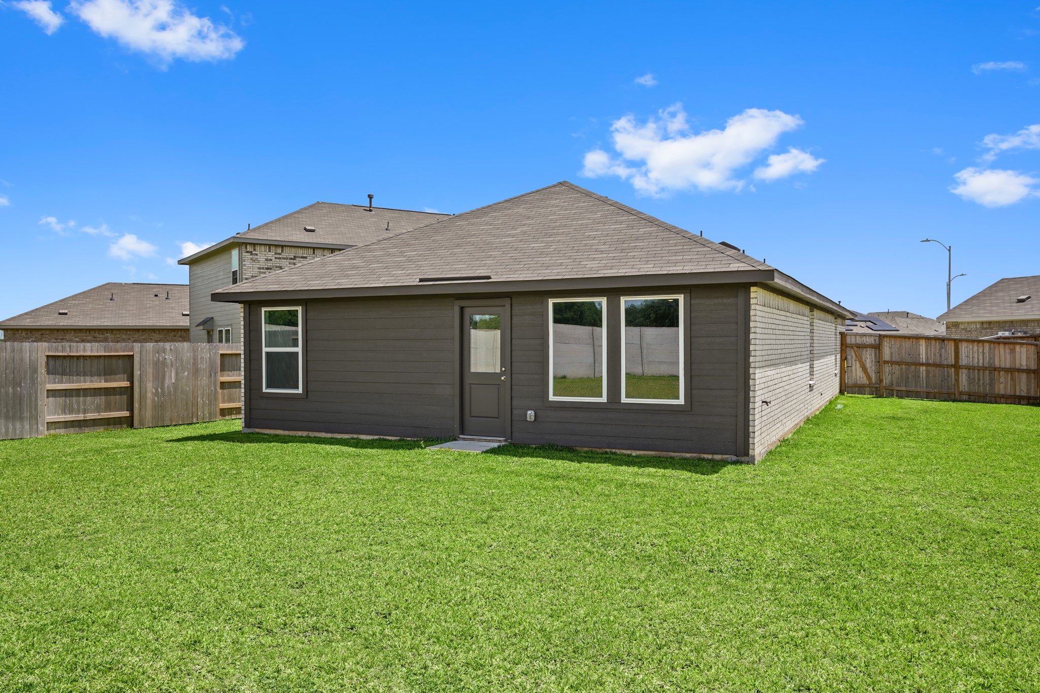 26931 Feather Reed Drive Property Photo 13