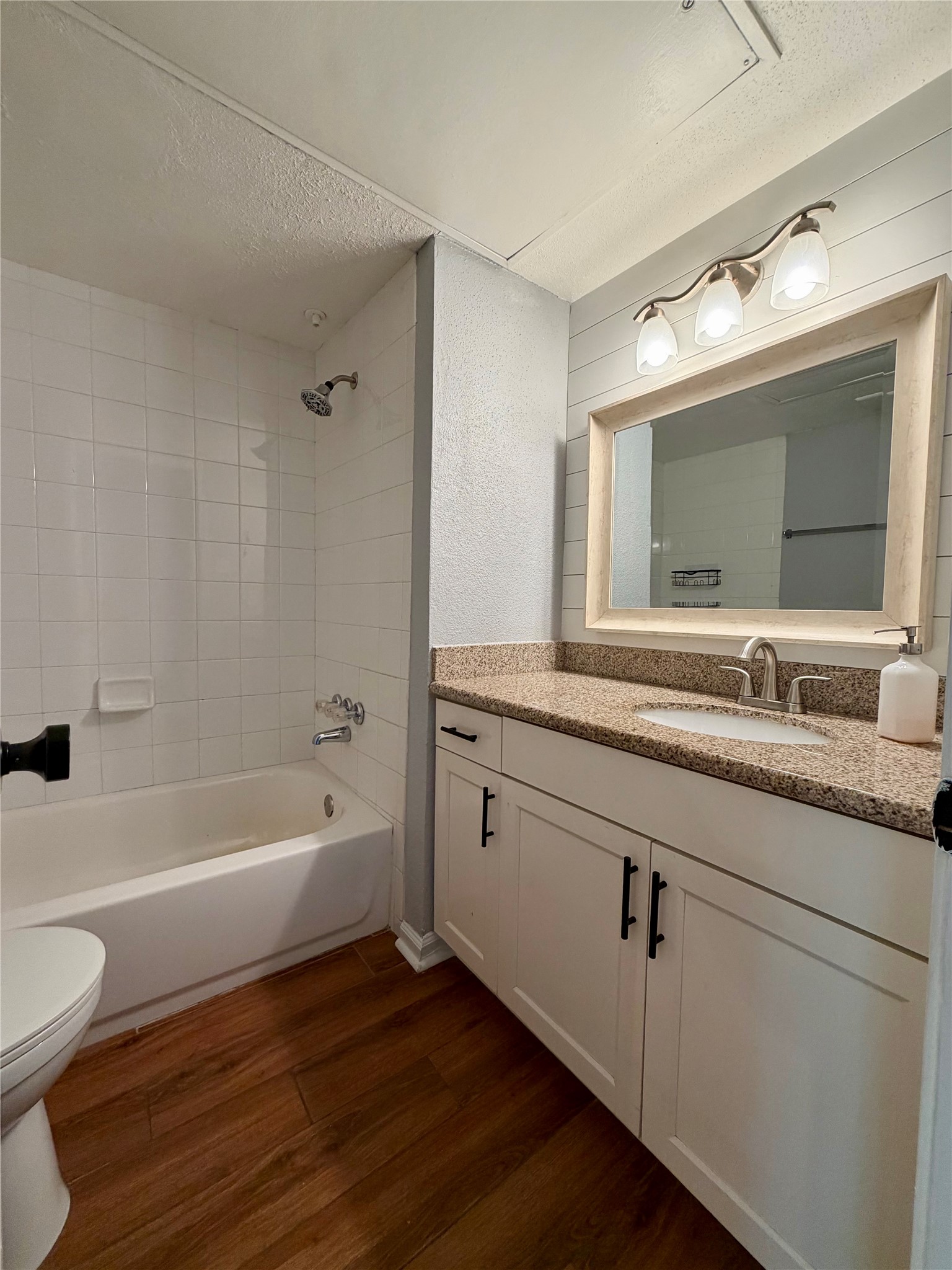 5005 Georgi Lane 14 Property Photo 10