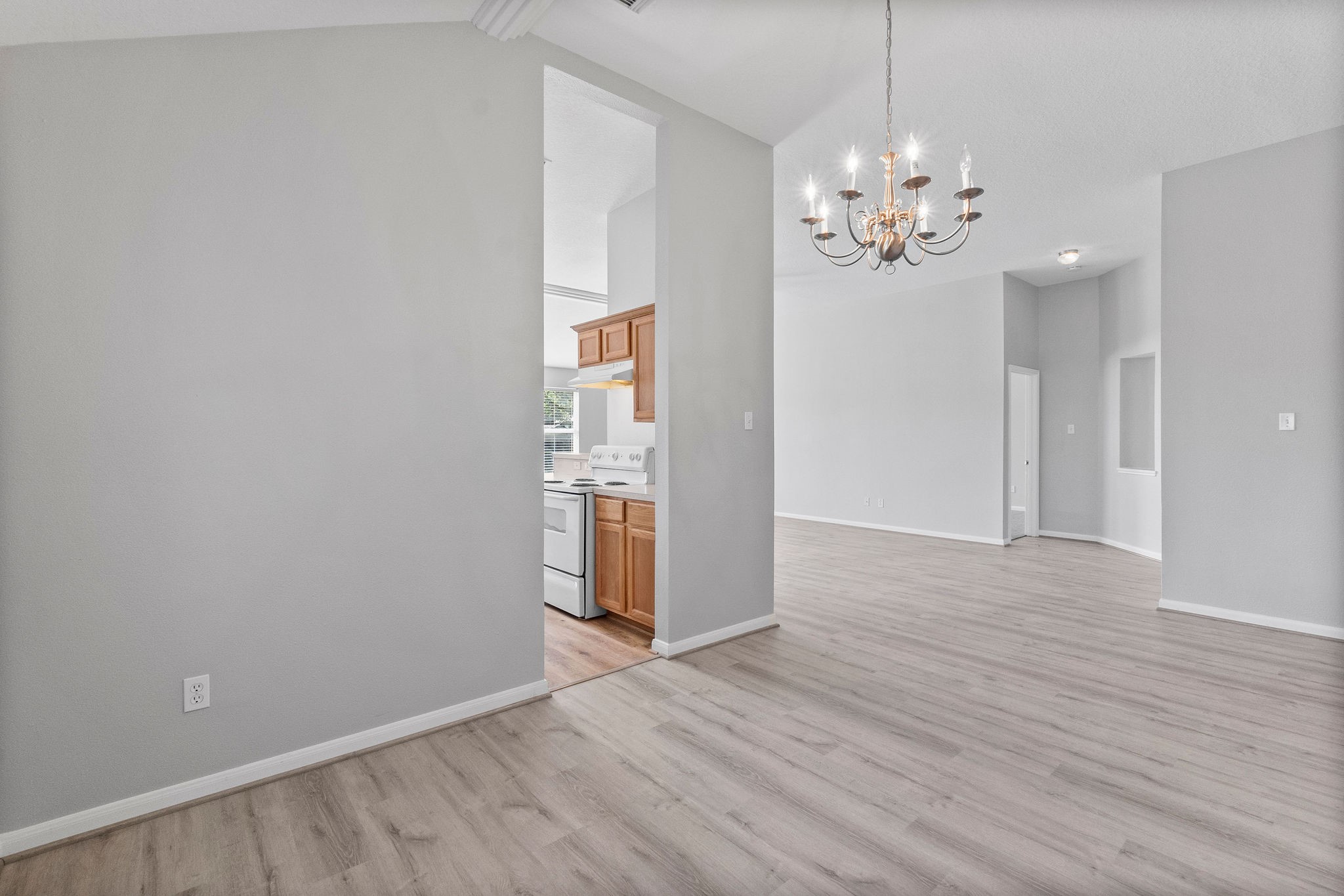 12546 Ridgecrest Drive Property Photo 12