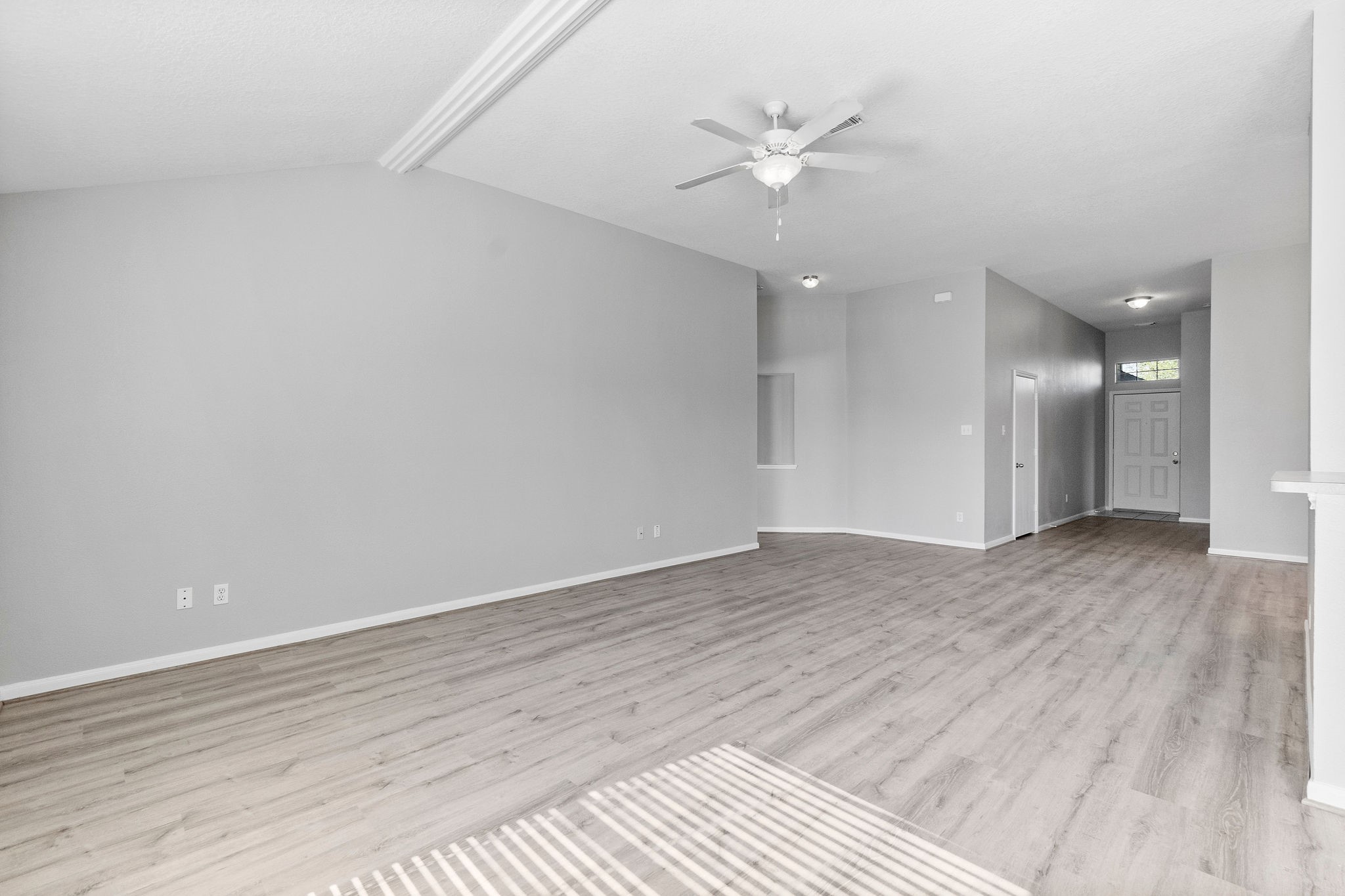12546 Ridgecrest Drive Property Photo 15