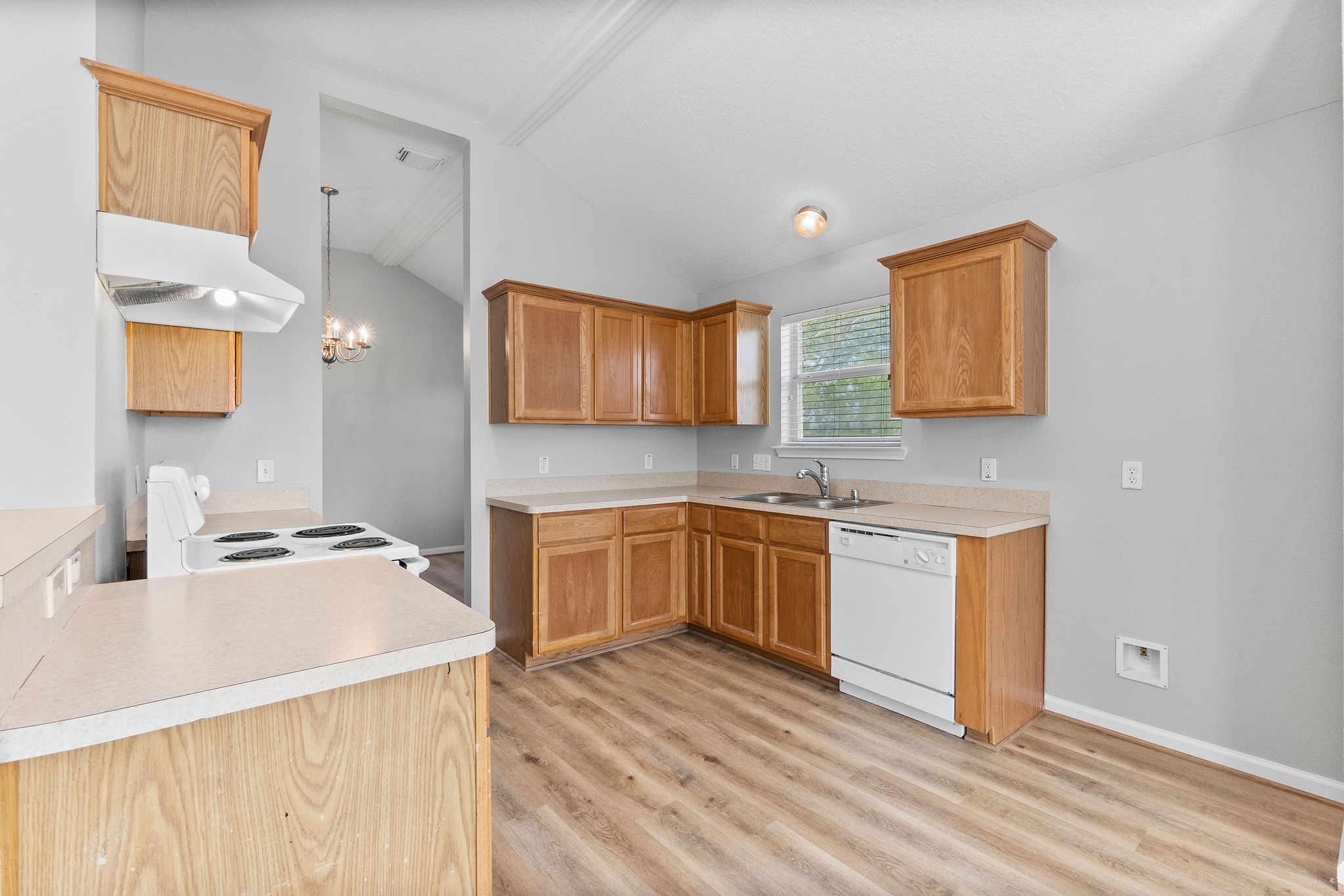 12546 Ridgecrest Drive Property Photo 19