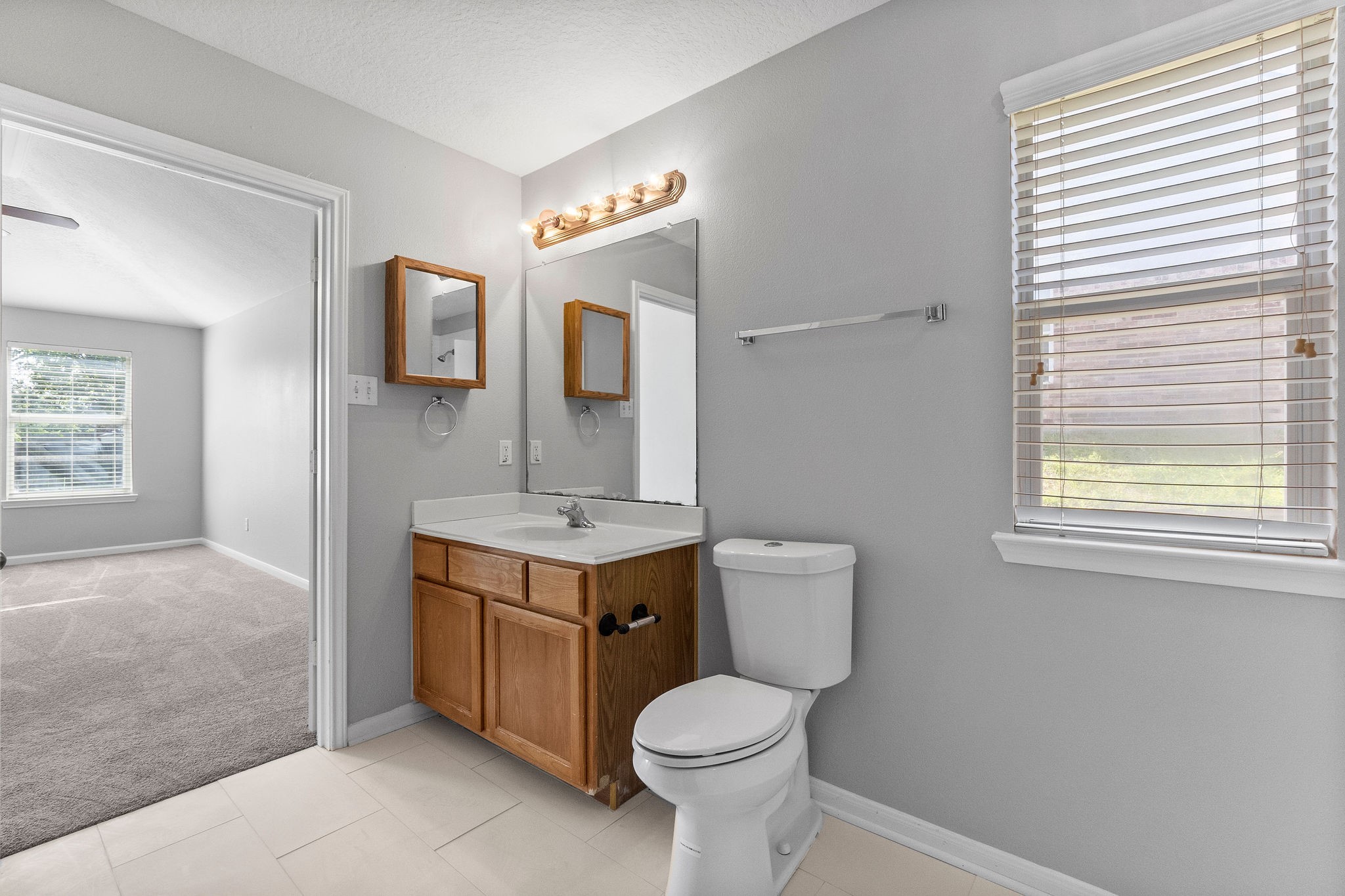 12546 Ridgecrest Drive Property Photo 26