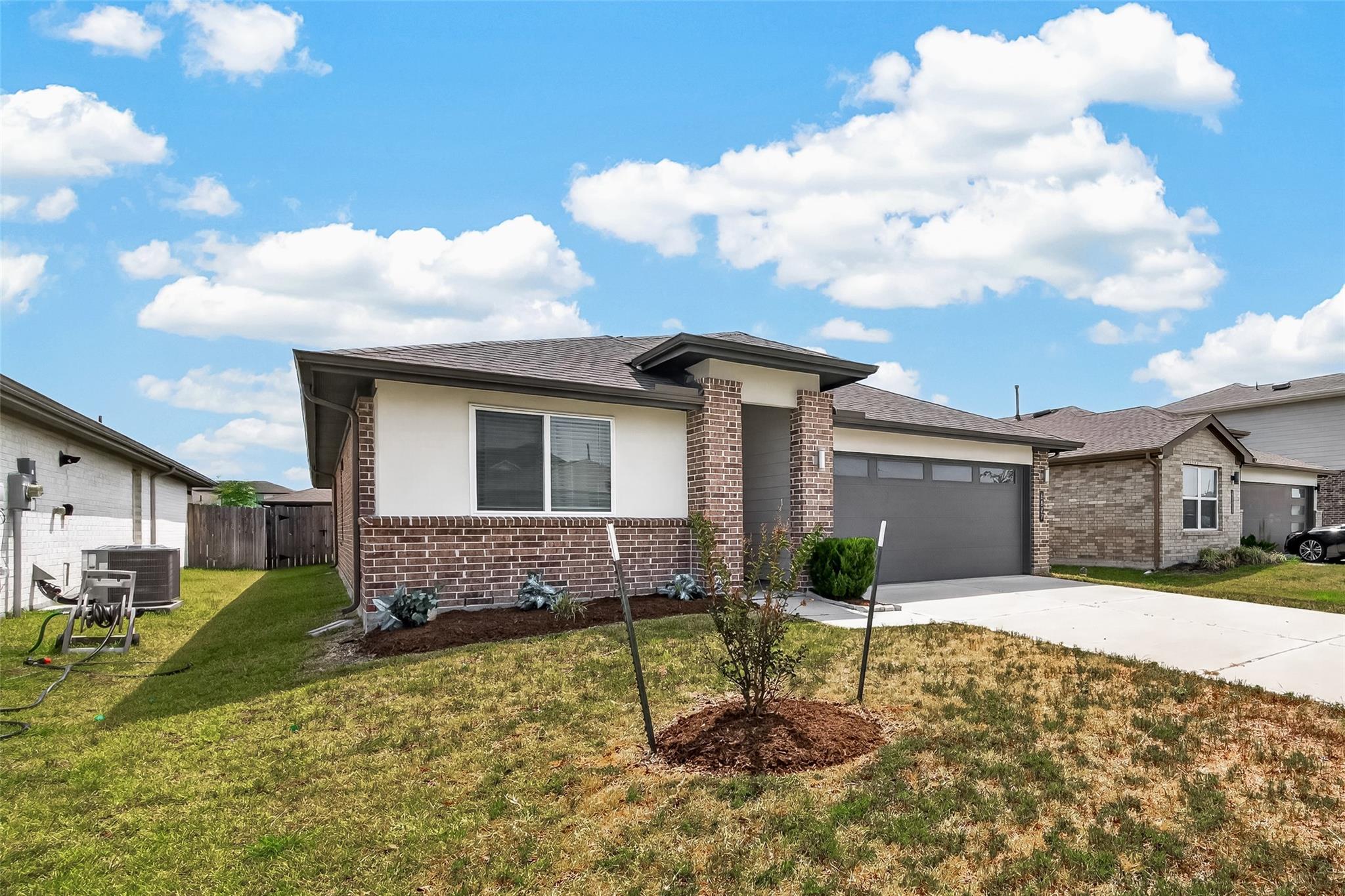 6827 Telford Hollow Trail, Richmond Tx 77407 Property Photo 2