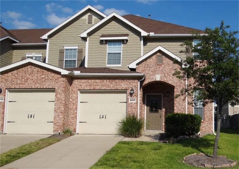 8007 Montague Manor Lane Property Photo 1