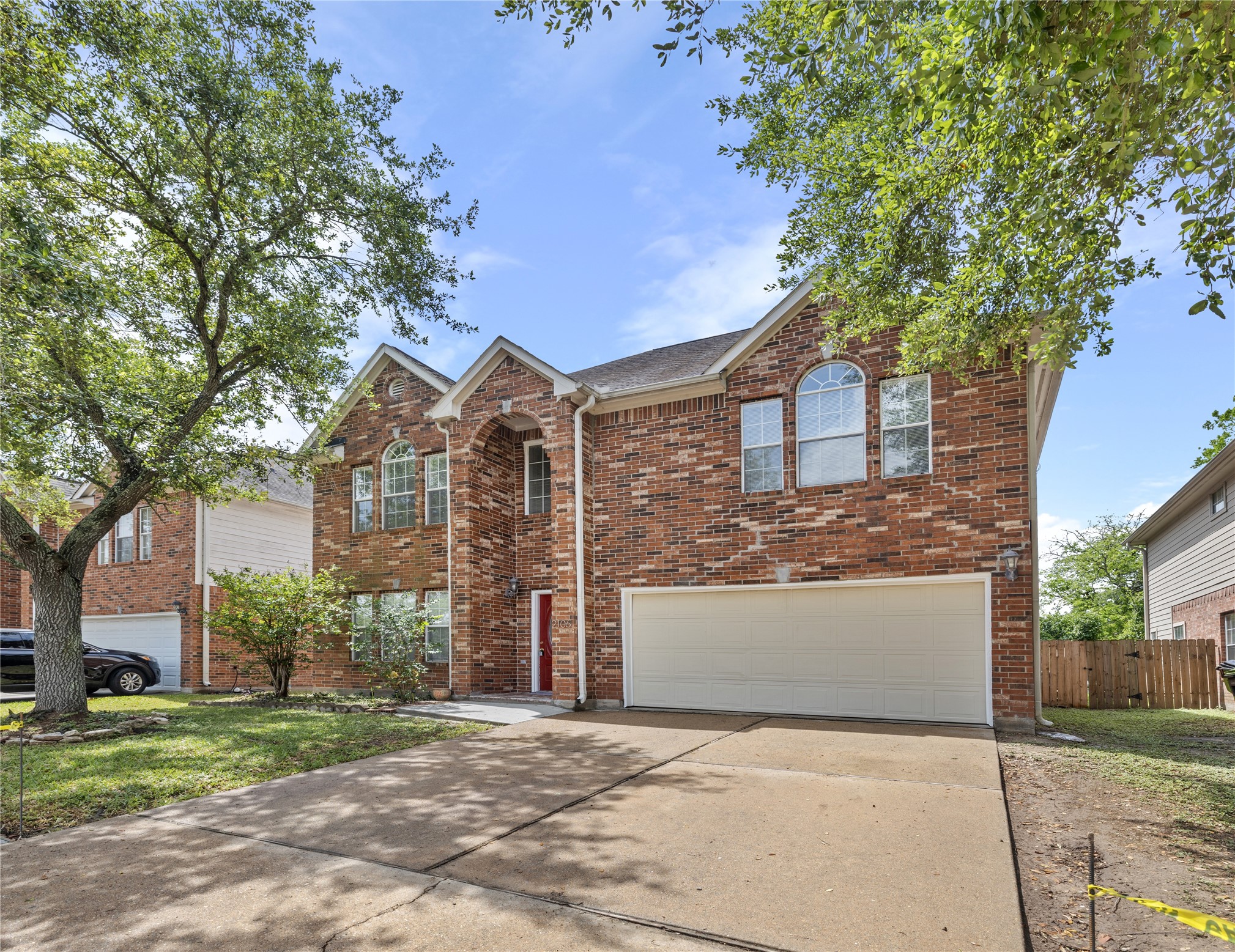 2106 Hawks Road Property Photo