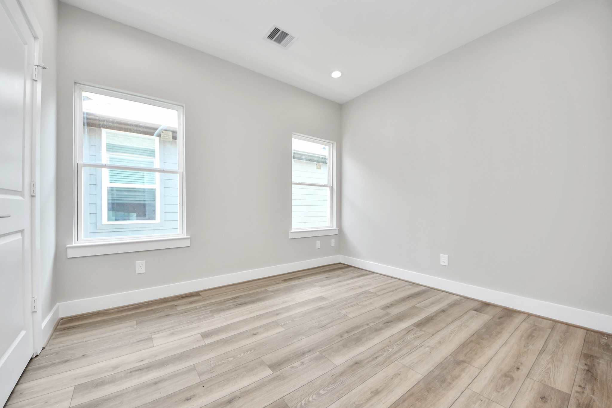 6407 Goforth Street Property Photo 21