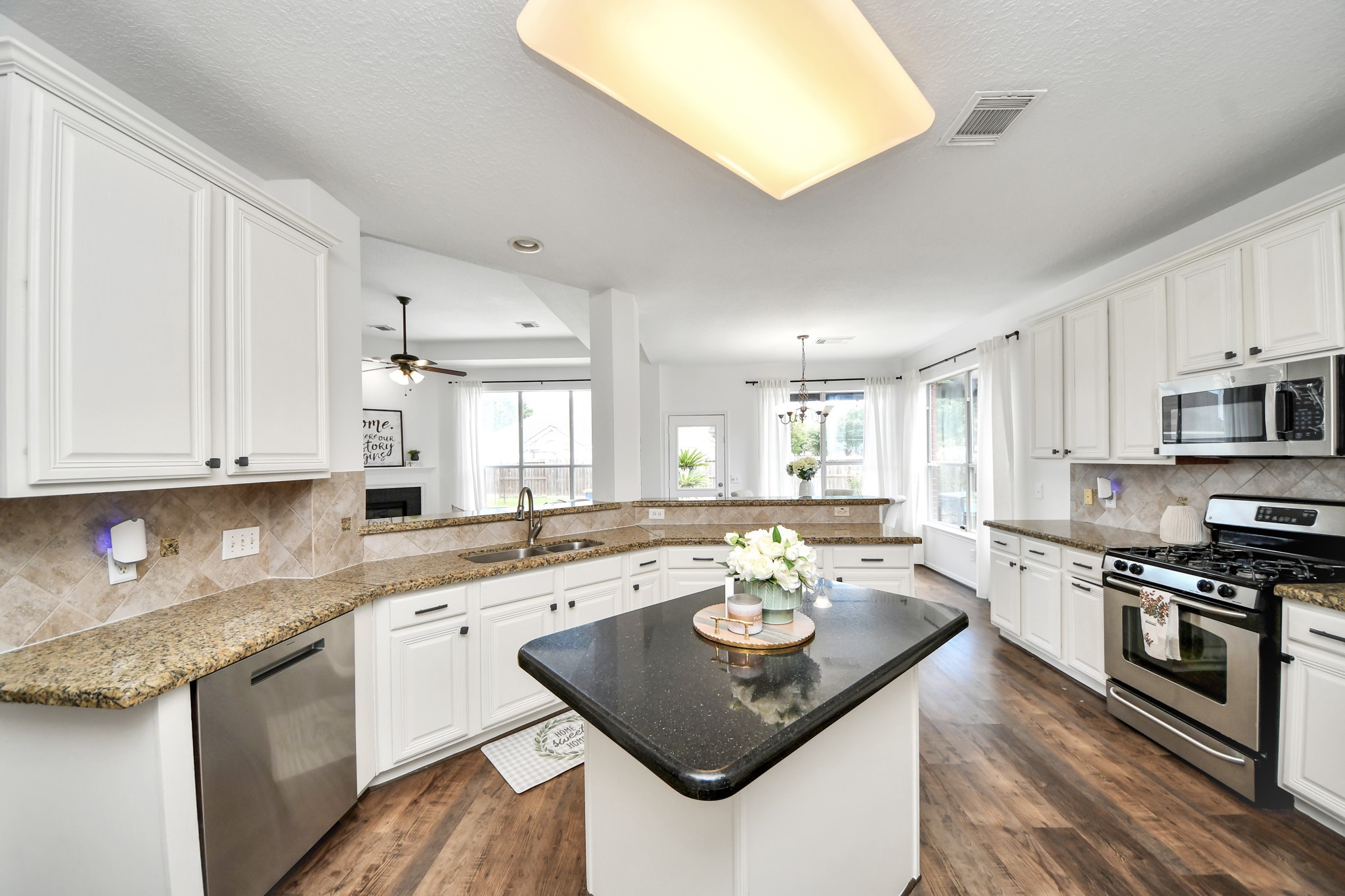 11102 Oak Mesa Court Property Photo 18