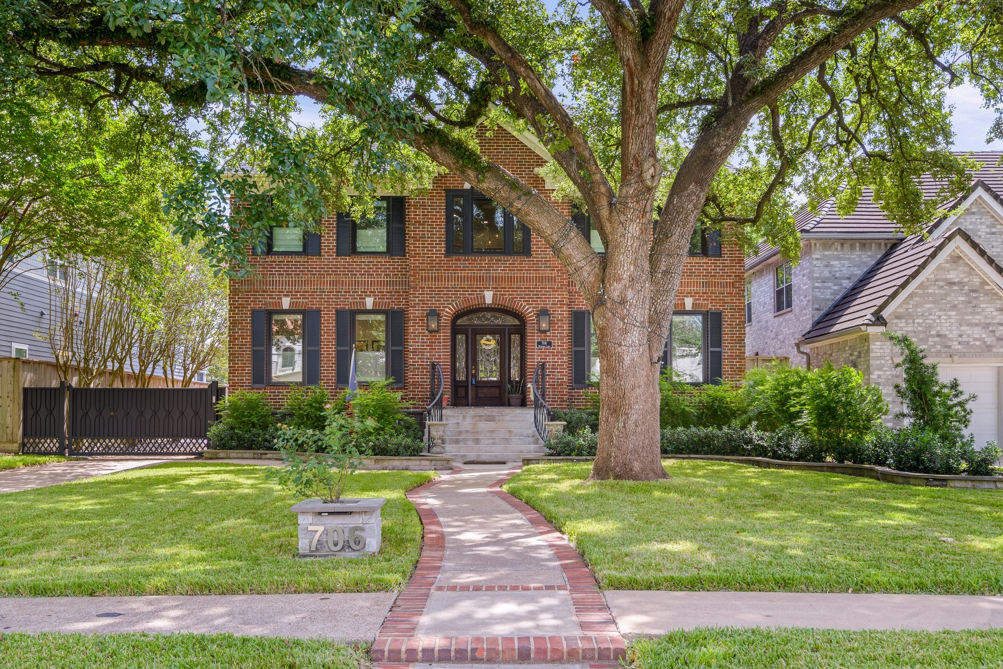 706 Mulberry Lane Property Photo