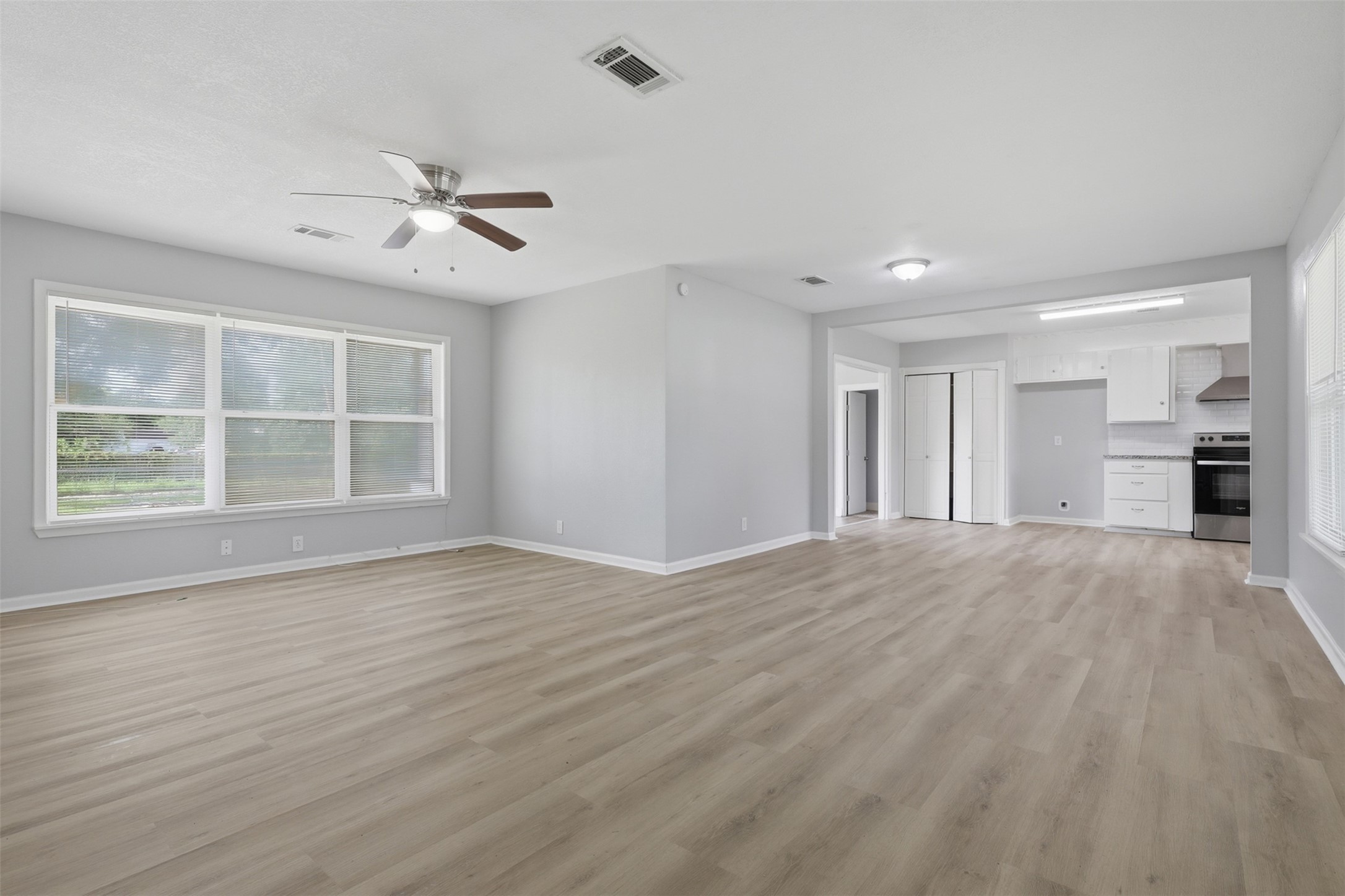 102 Tanglewood Street Property Photo 4
