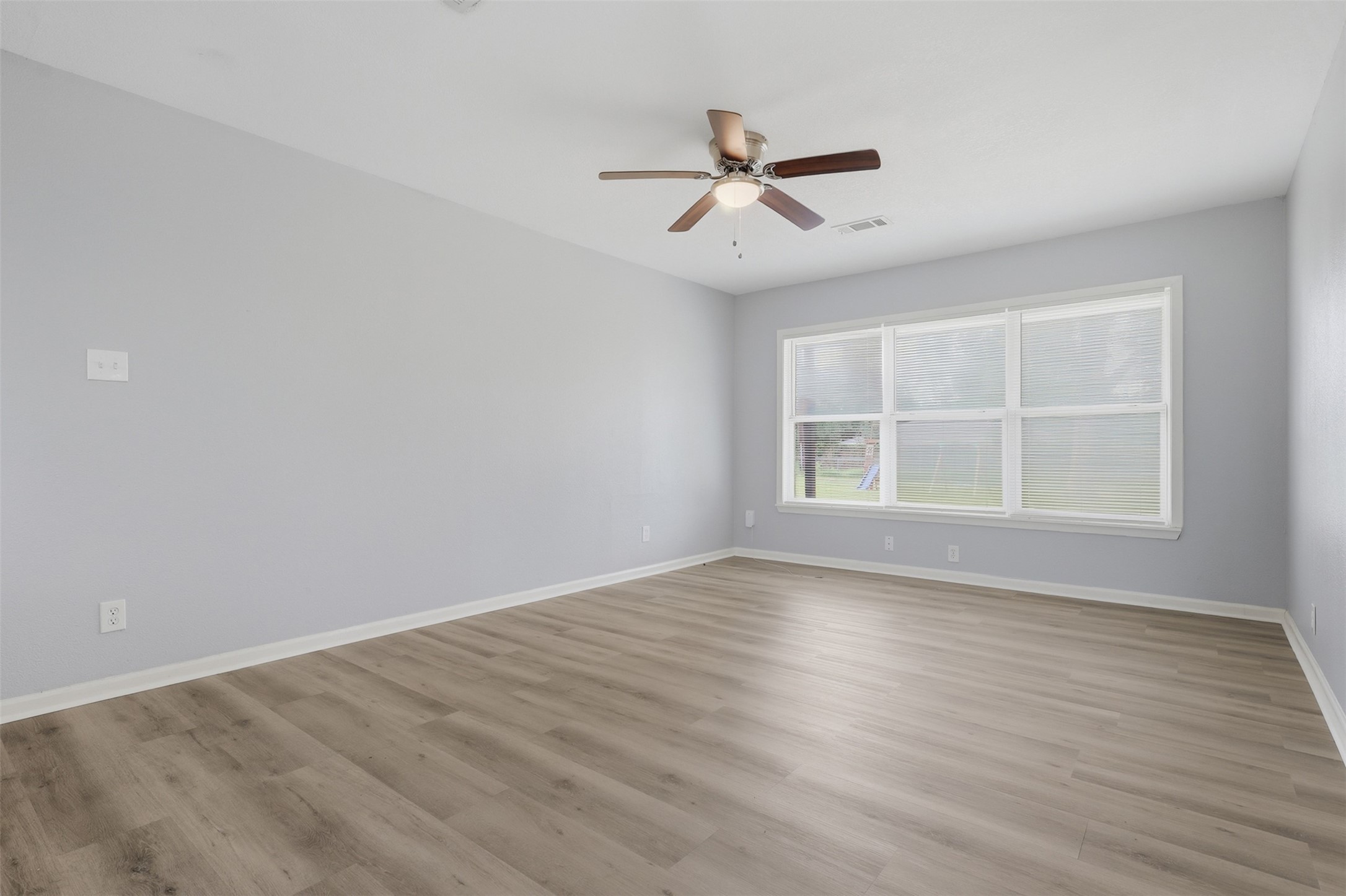 102 Tanglewood Street Property Photo 10